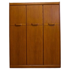 Armario de mediados de siglo de Elliots of Newbury, años 60