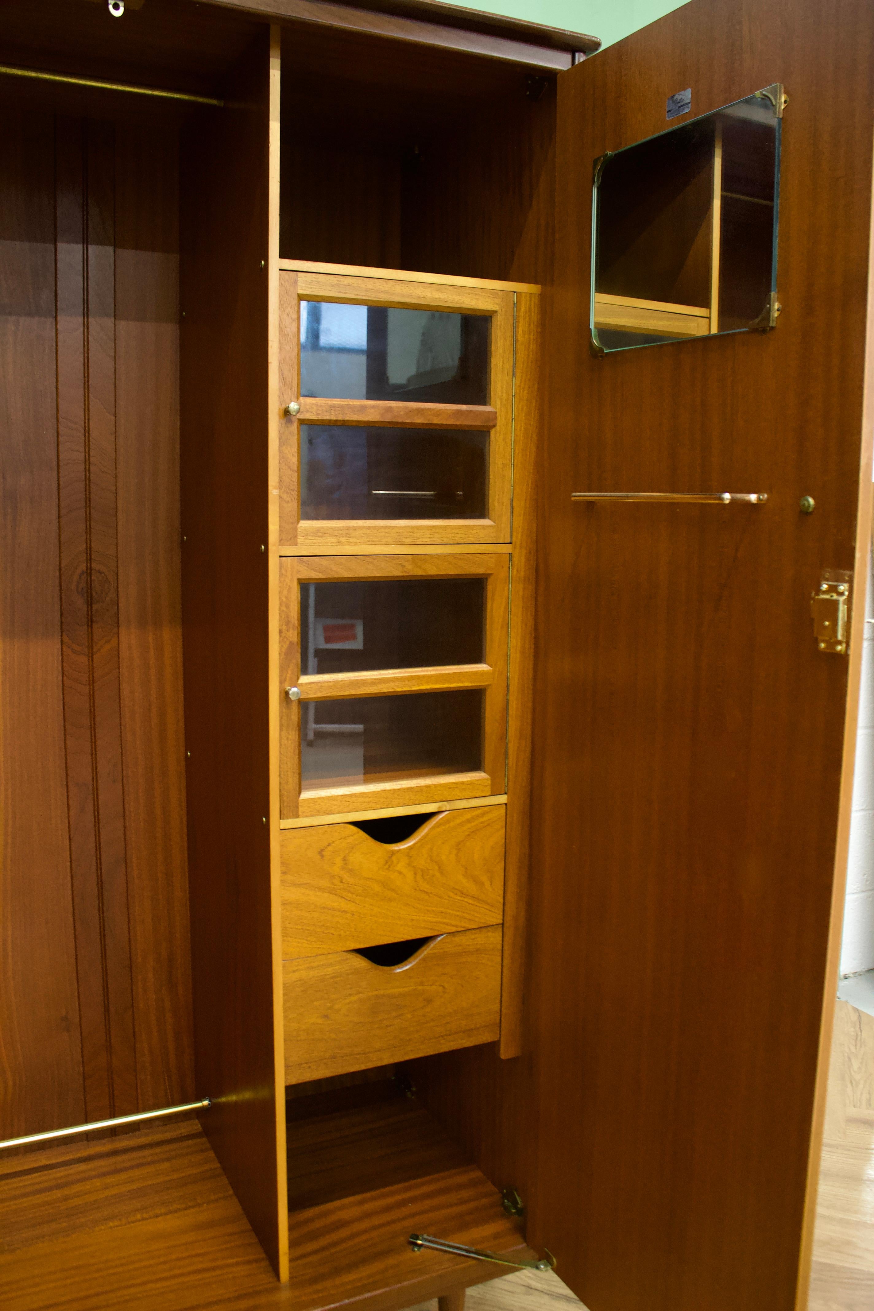 Mid Century Wardrobe in Walnut from Butilux, 1960s In Good Condition In South Shields, GB