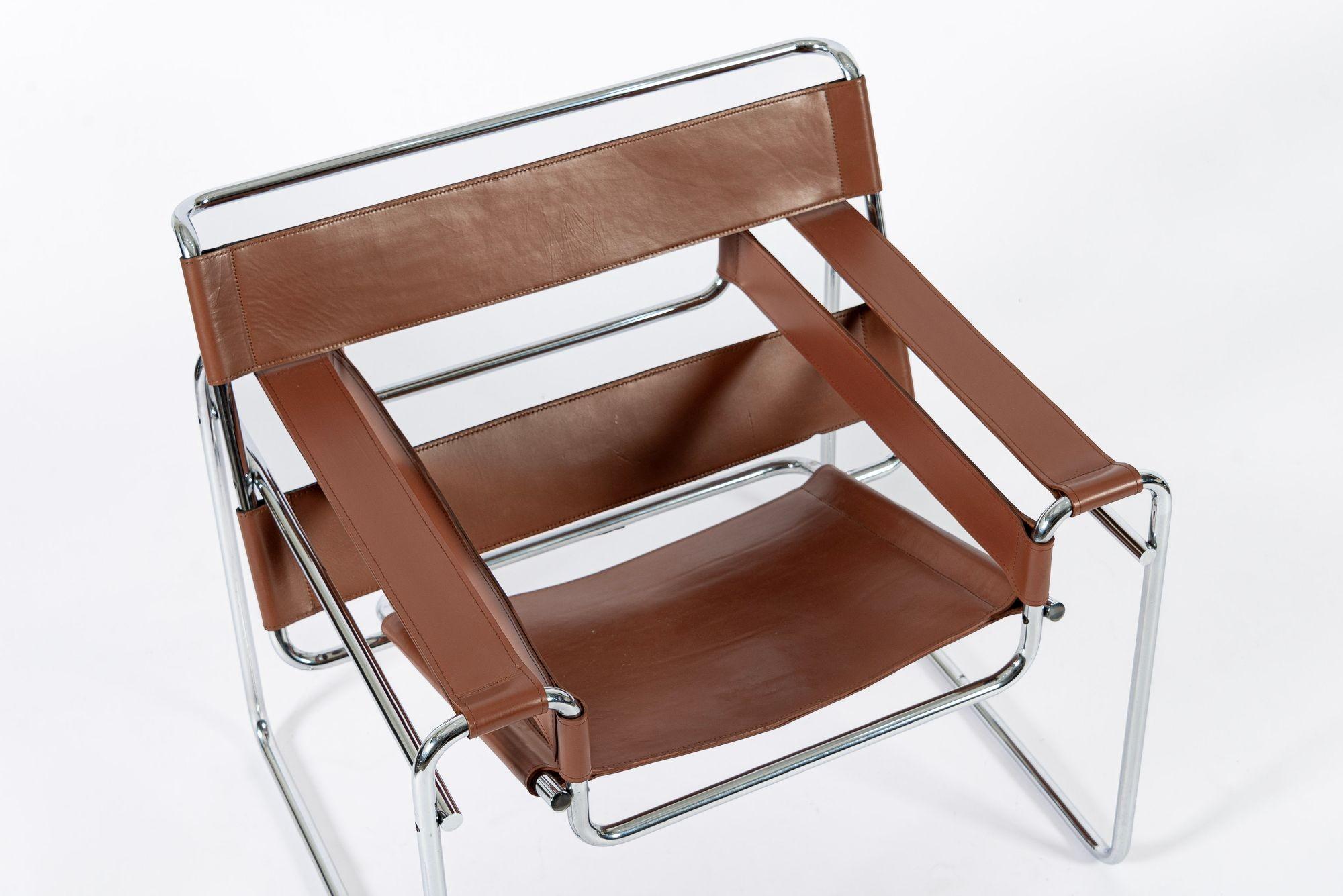 Silla de salón Wassily Marrón Mid Century de Marcel Breuer para Gavina en venta 4