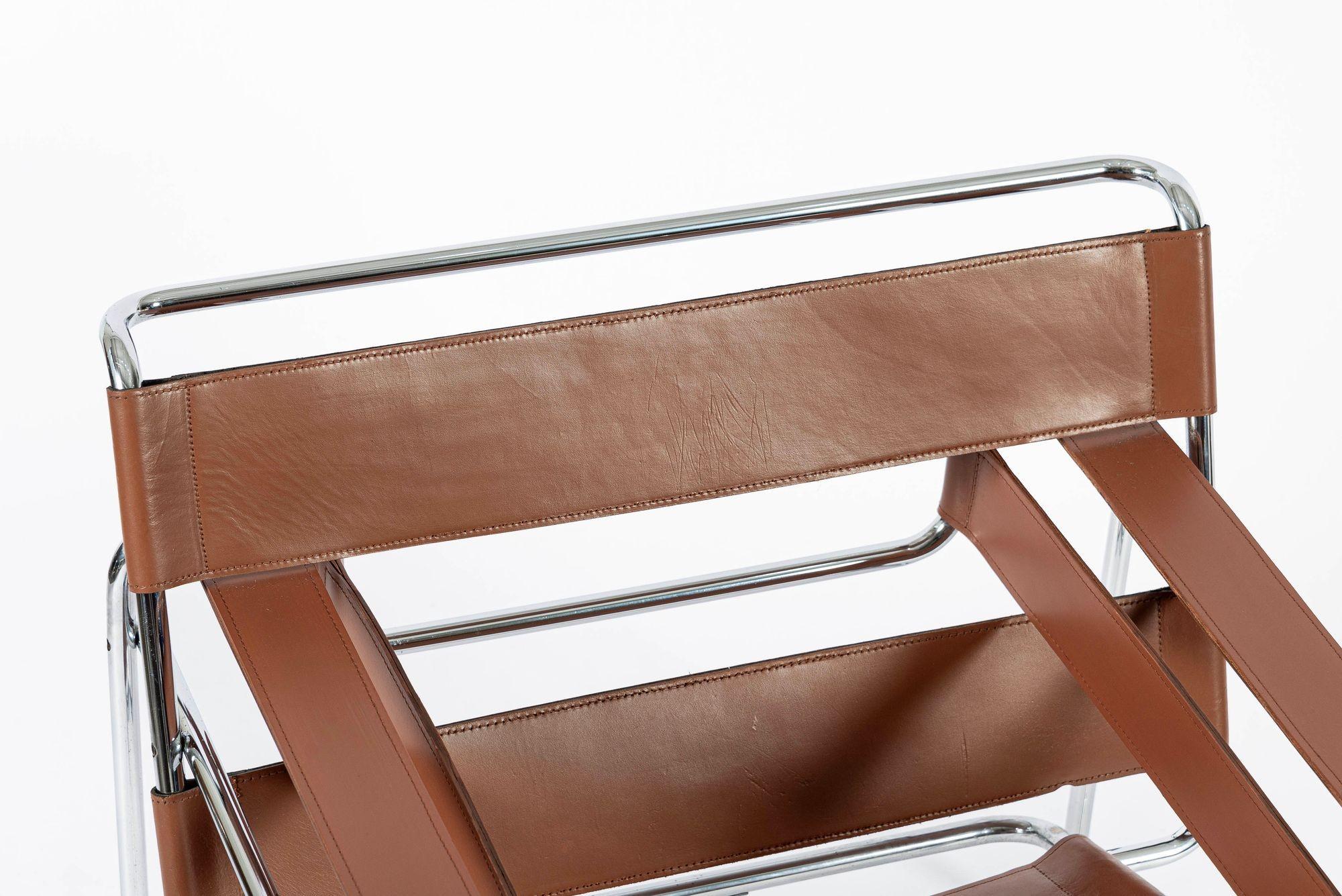 Silla de salón Wassily Marrón Mid Century de Marcel Breuer para Gavina en venta 6