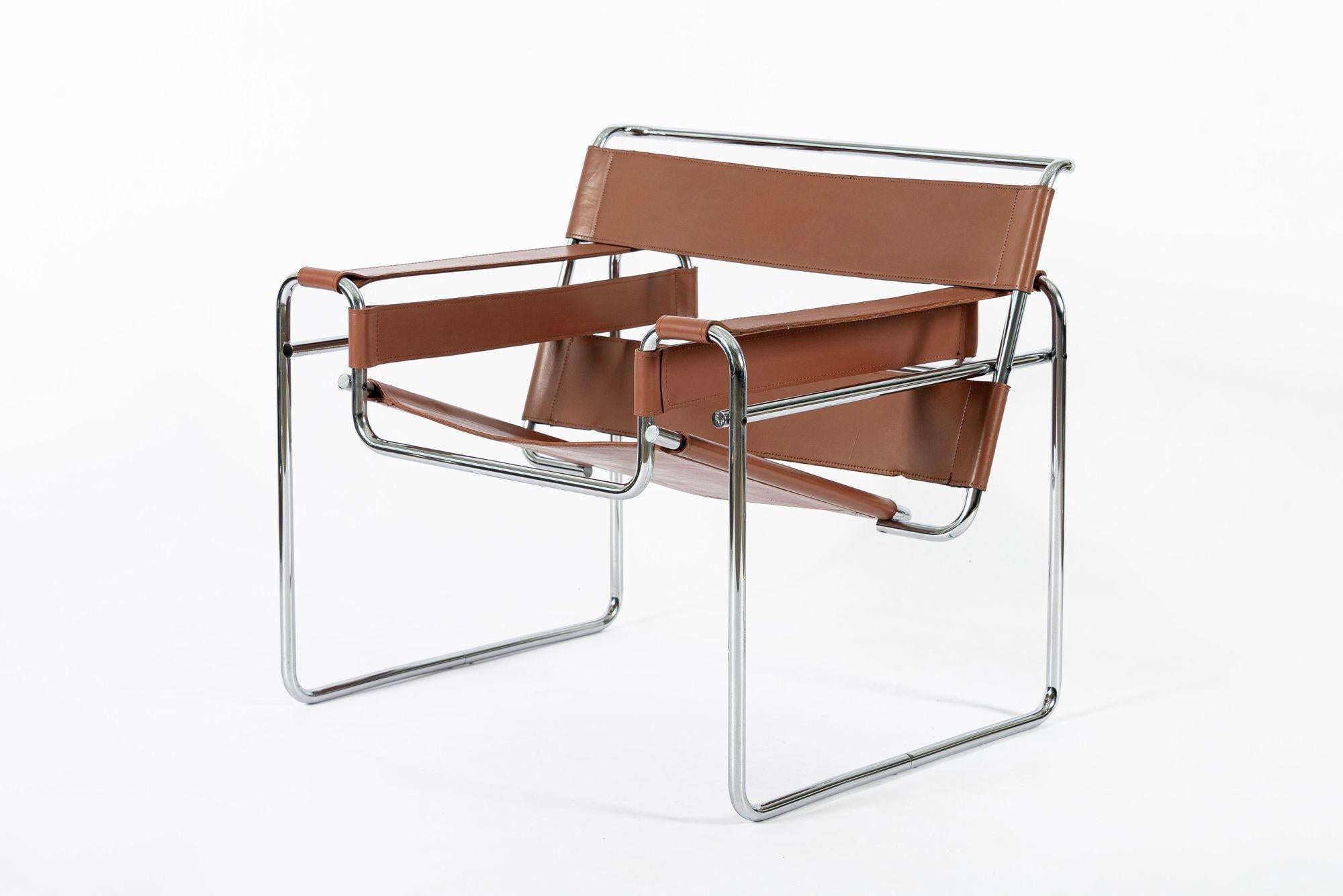 Silla de salón Wassily Marrón Mid Century de Marcel Breuer para Gavina Italiano en venta