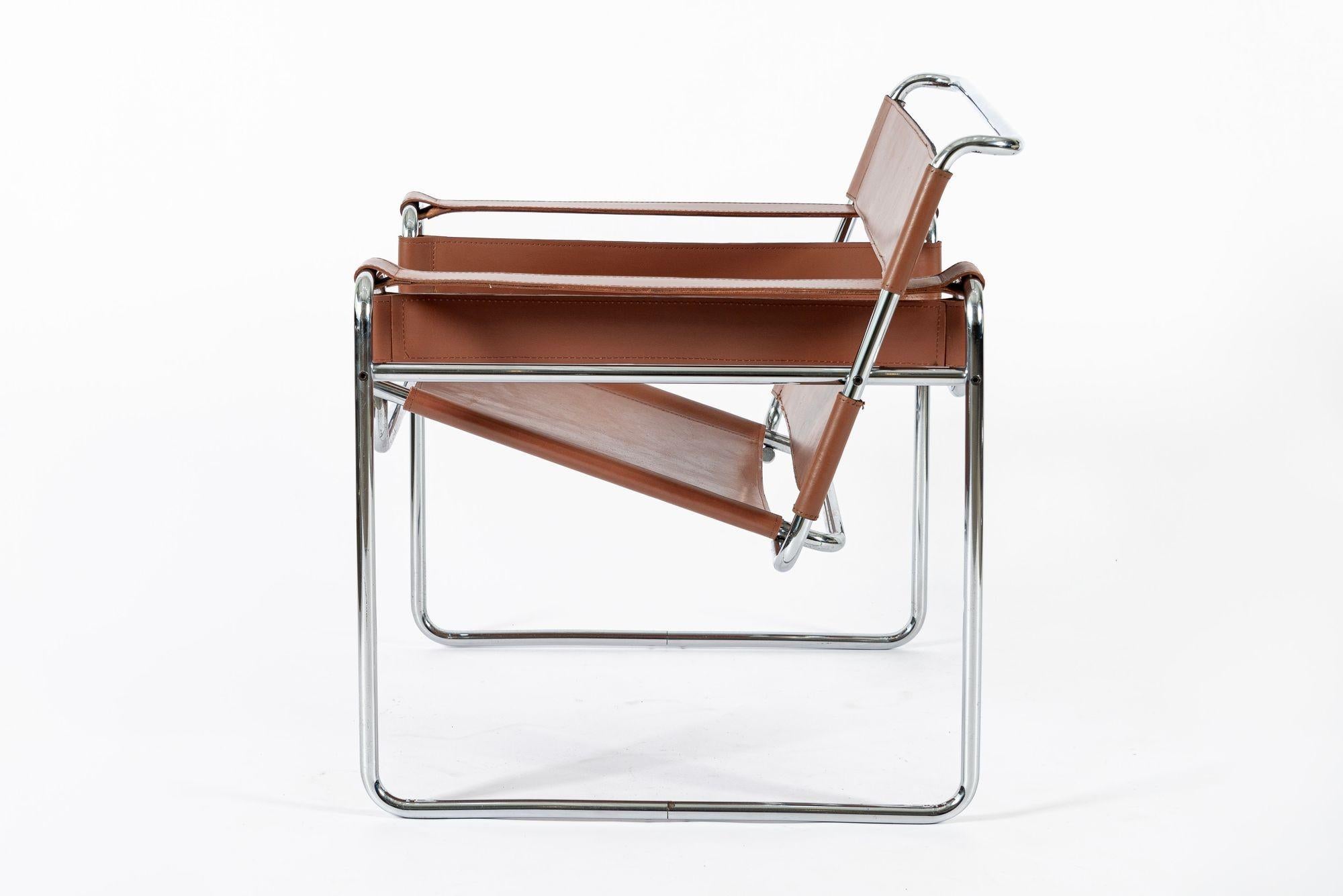 Silla de salón Wassily Marrón Mid Century de Marcel Breuer para Gavina en venta 2