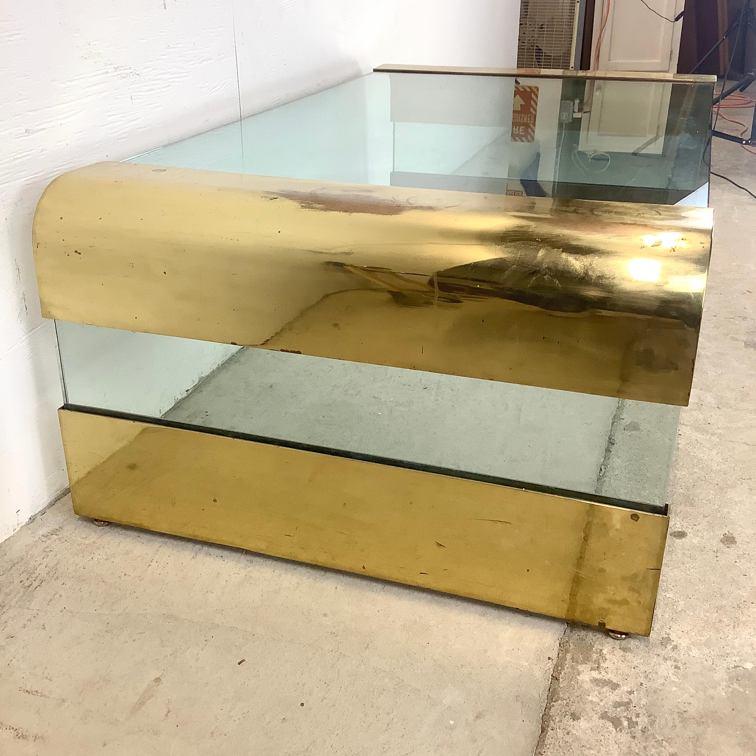 Mid-Century Coffee Table attr. Pace 5