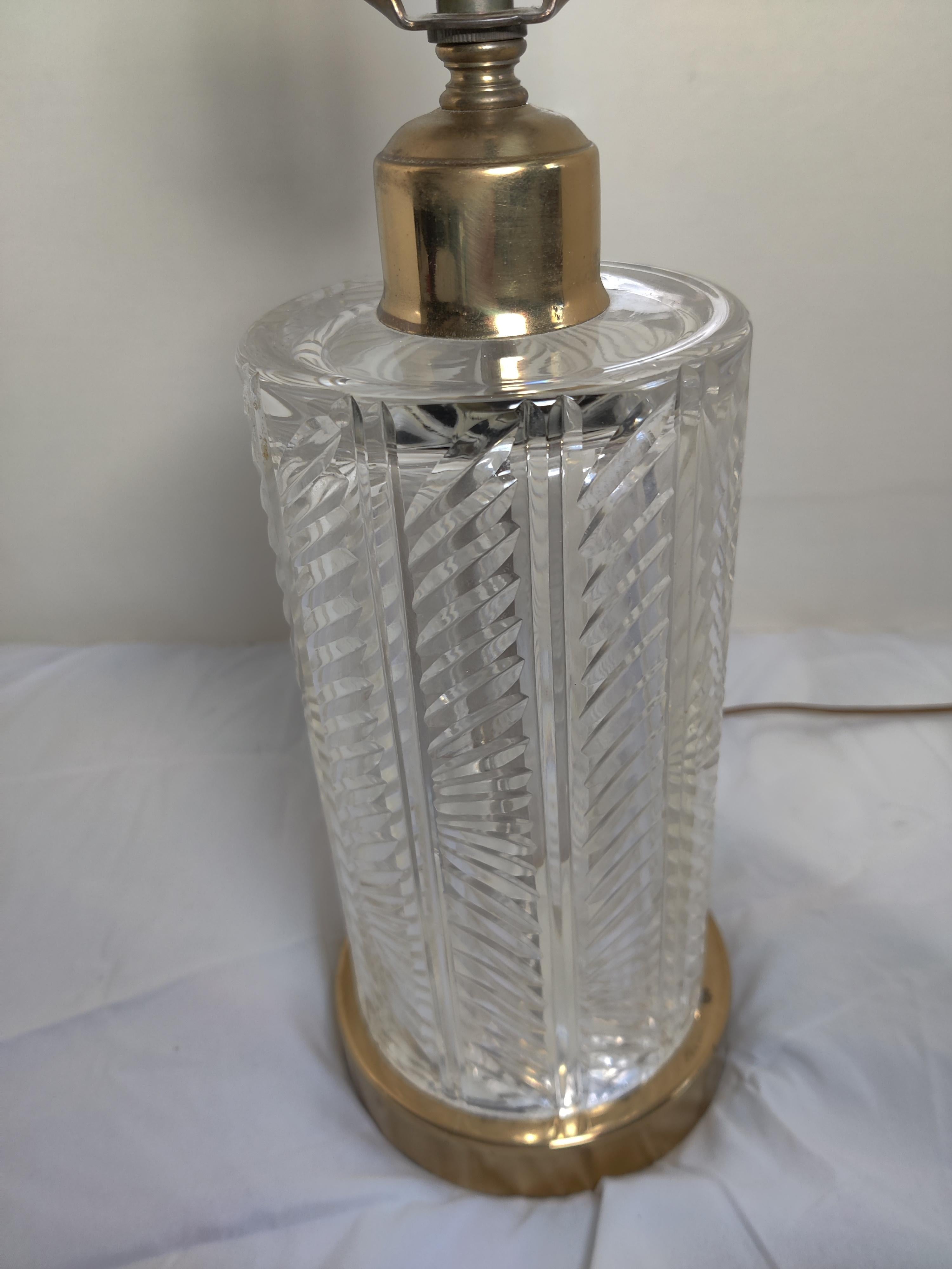 Mid Century Waterford Herringbone Cut Kristall Lampe im Angebot 3