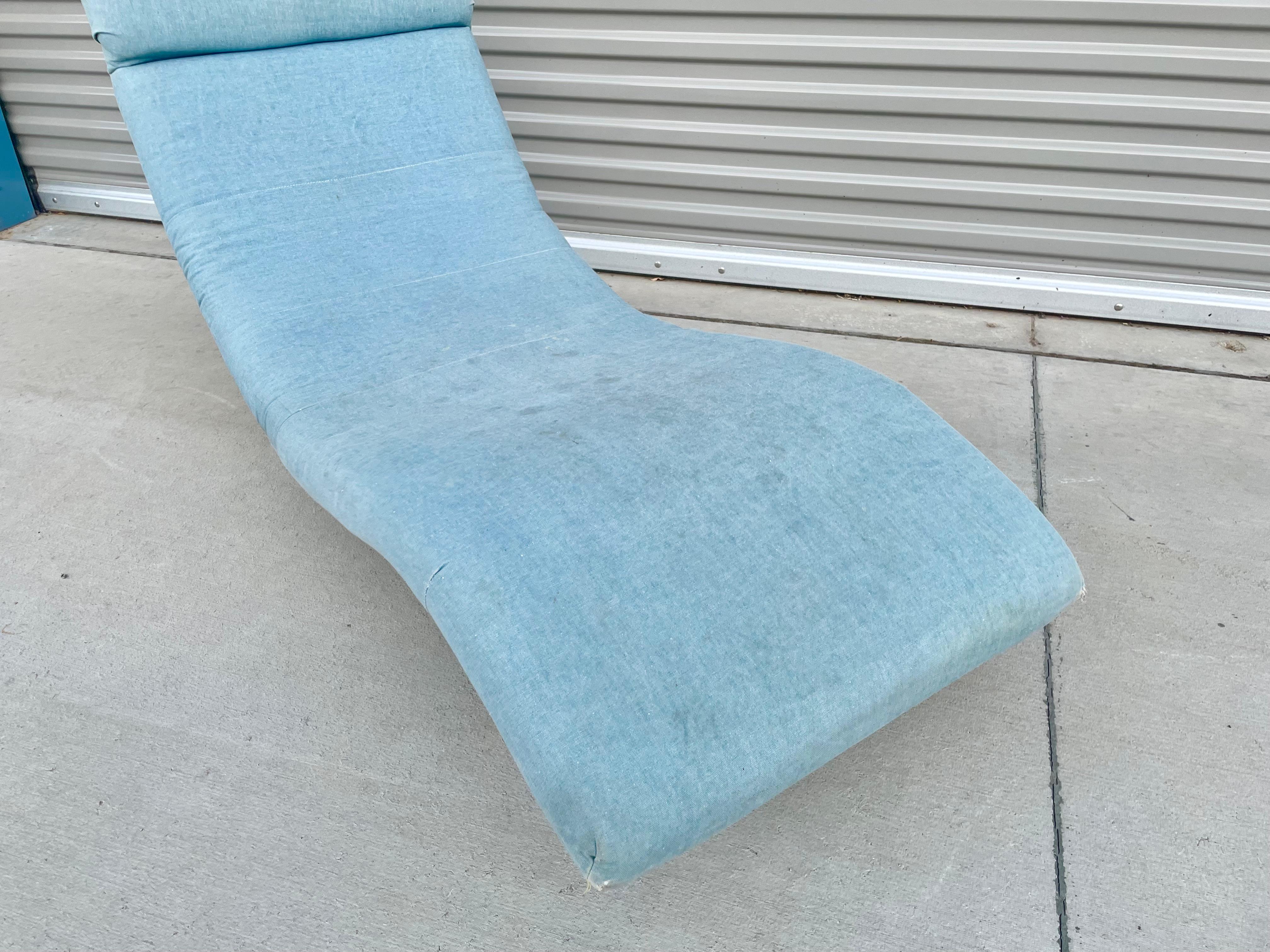 Midcentury Wavy Chaise Lounge by Enrico Bartolini In Good Condition For Sale In North Hollywood, CA
