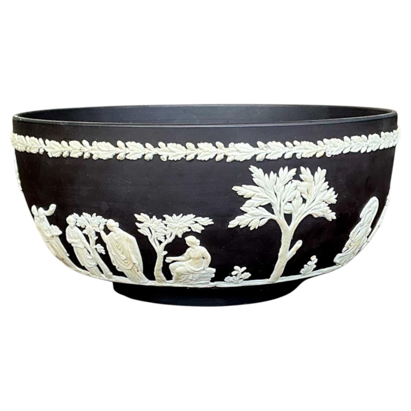Mid-Century Wedgwood Black Jasperware Basalt Glaze Pottery Neoclassical Bowl