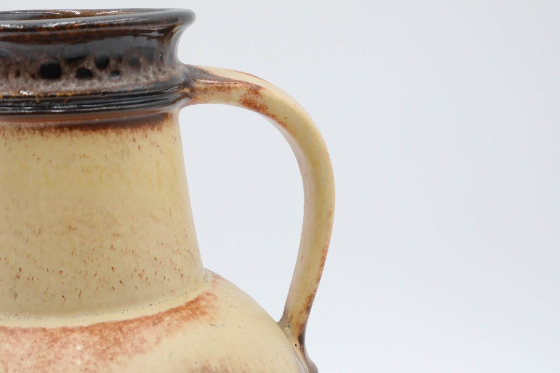 Westdeutscher Keramikkrug oder Vase aus der Mitte des Jahrhunderts im Angebot 3