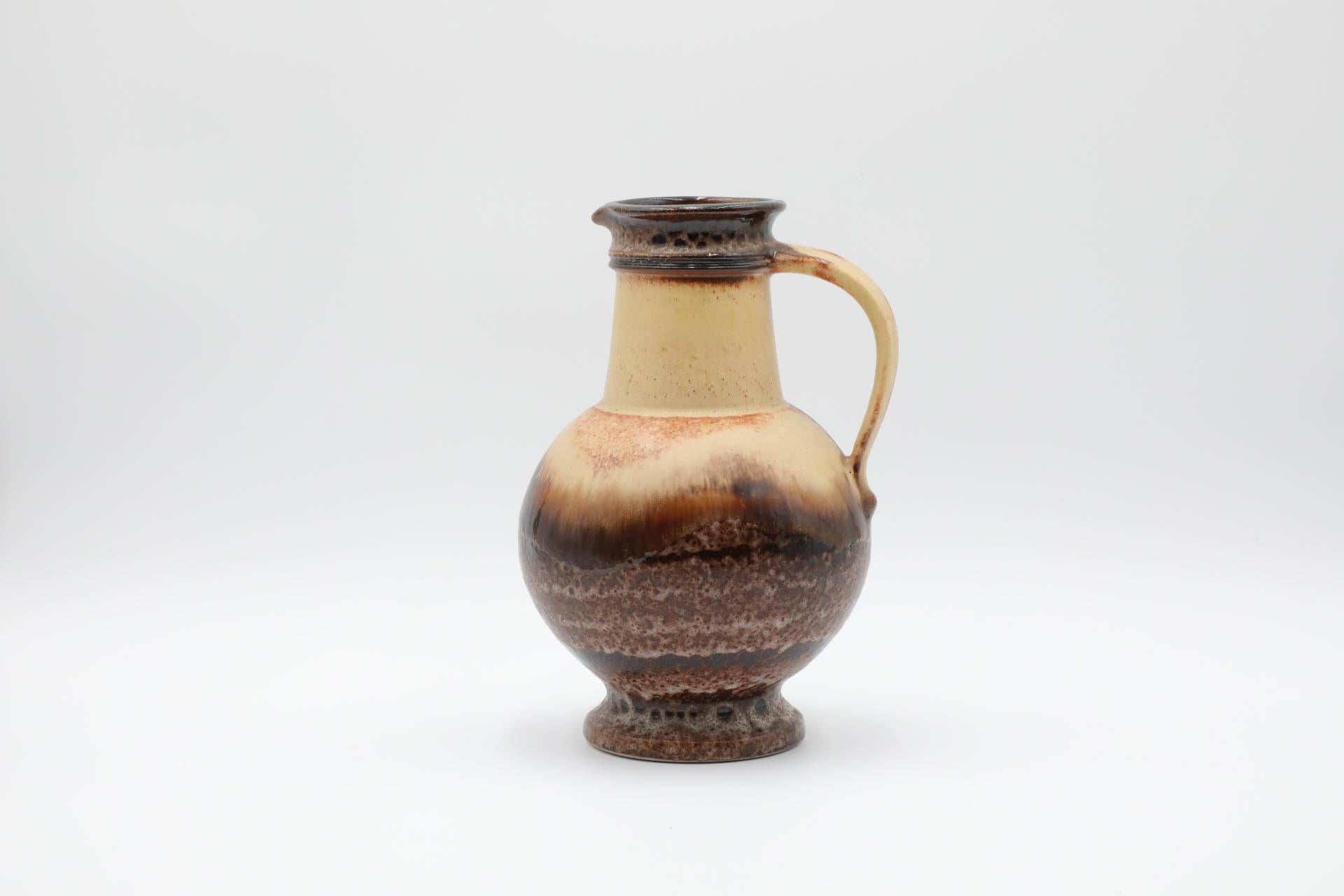 Westdeutscher Keramikkrug oder Vase aus der Mitte des Jahrhunderts (Moderne der Mitte des Jahrhunderts) im Angebot