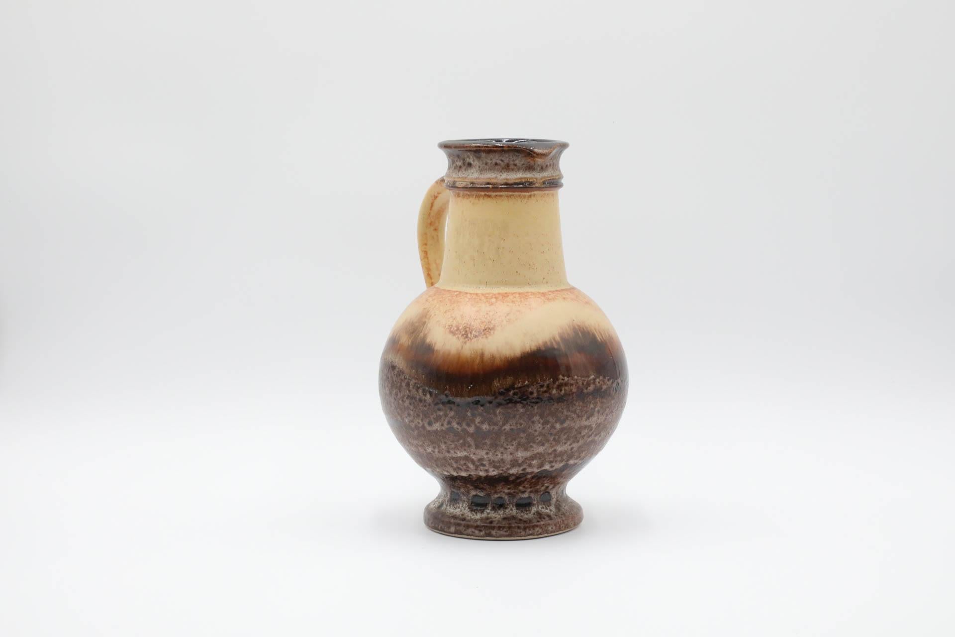 Westdeutscher Keramikkrug oder Vase aus der Mitte des Jahrhunderts im Angebot 1