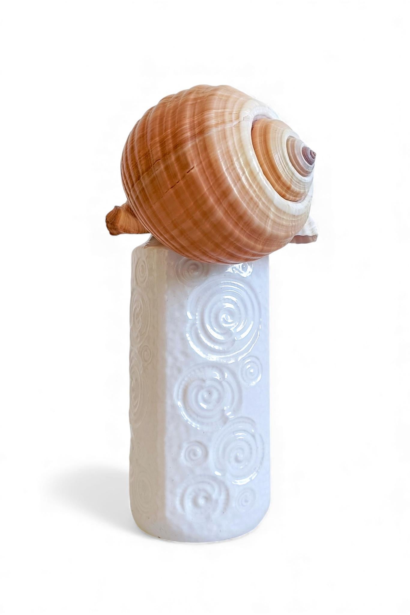 Vase à glaçure blanche en céramique de l'Allemagne de l'Ouest du milieu du siècle dernier par Scheurich, années 1960 en vente 7