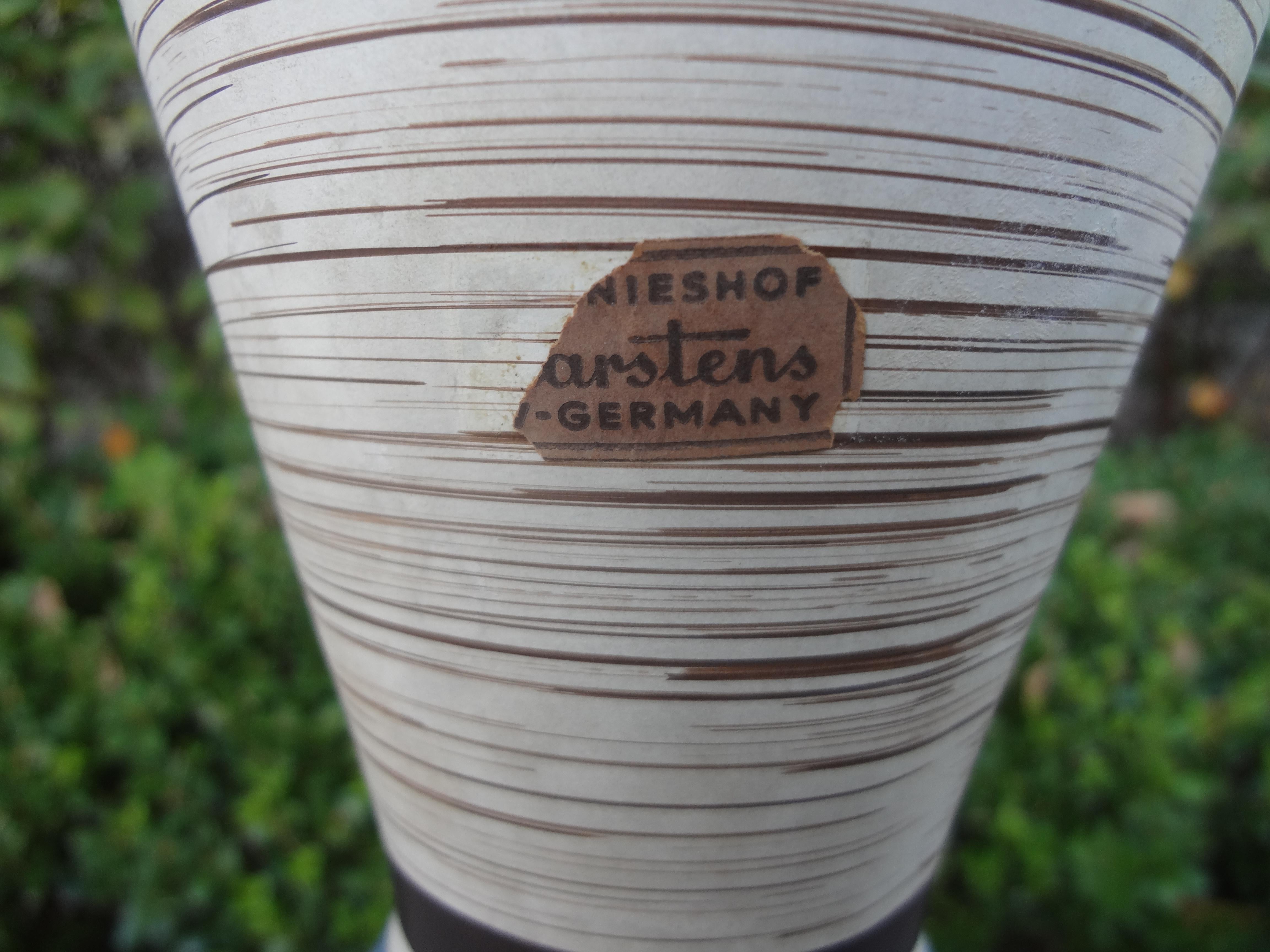 Jarrón de West German Pottery de mediados de siglo mediados del siglo XX en venta