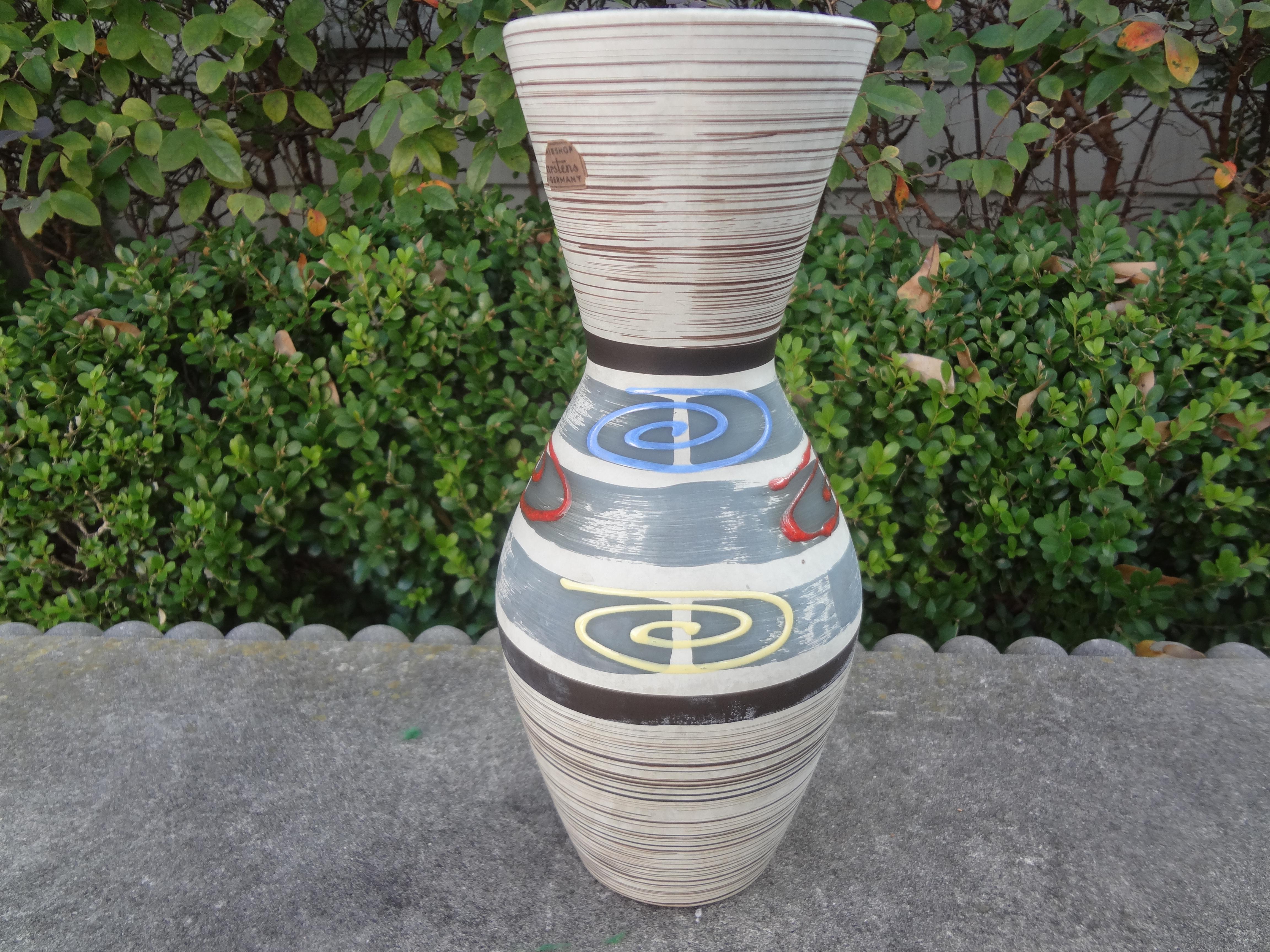 Midcentury West German Pottery Vase glasiert im Angebot 1