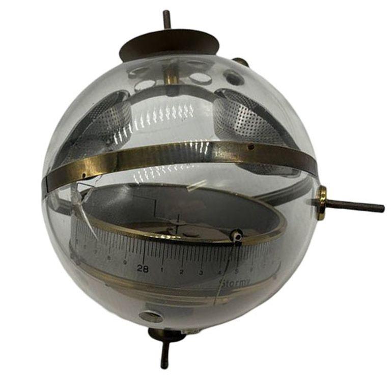 Station météo du milieu du siècle en Allemagne de l'Ouest par Relative Hygrometer Bon état - En vente à Van Nuys, CA