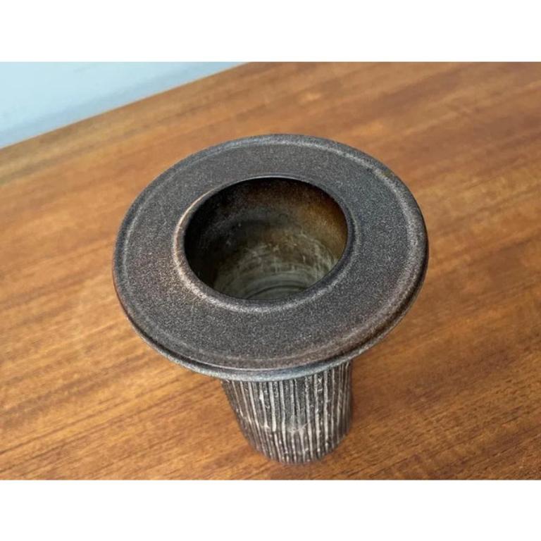 West German Pottery WGP Brutalist Vase aus Silberdistel, 1960er Jahre im Angebot 3