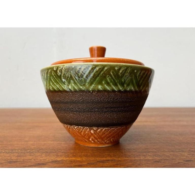 Ciotola con vaso WGP in West German Pottery di metà secolo con coperchio, anni '60 in vendita 1