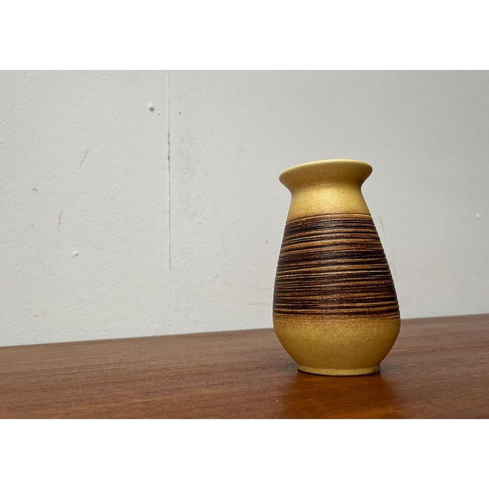 Vaso WGP di metà secolo in West German Pottery di Jasba in vendita 3