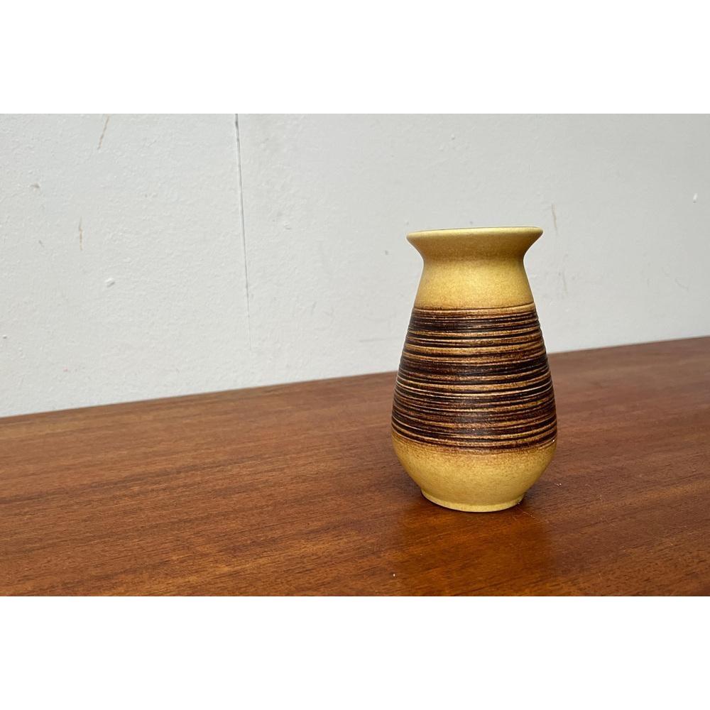 Vaso WGP di metà secolo in West German Pottery di Jasba in vendita 2