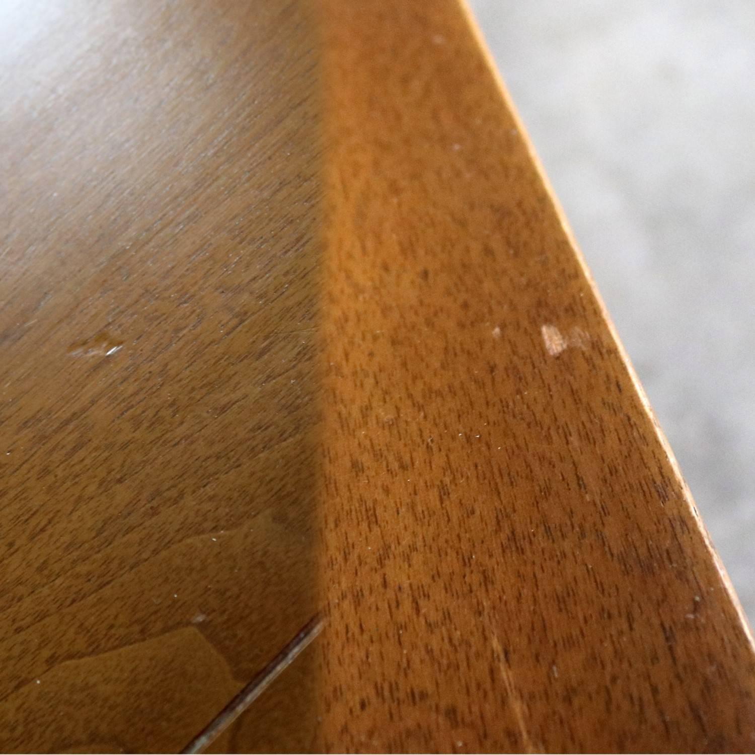 Table basse en planches de chêne de style ranch western du milieu du siècle dernier, avec nœud papillon 7
