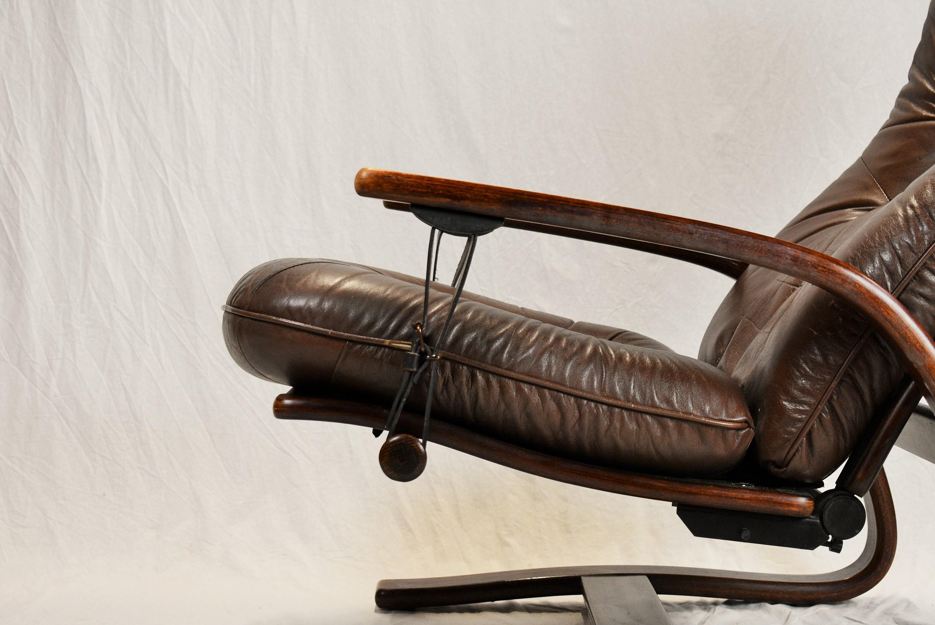 Mid Century Westnofa Leather Reclining Lounge Chair, 1960s 5