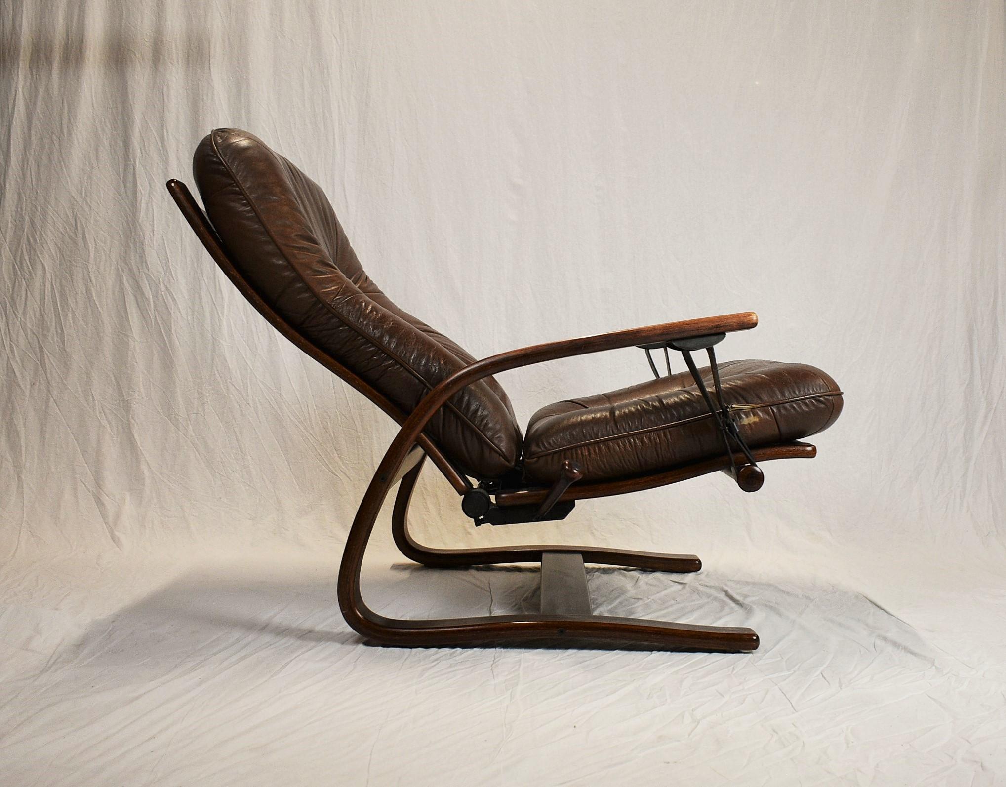 Mid-20th Century Mid Century Westnofa Leather Reclining Lounge Chair, 1960s