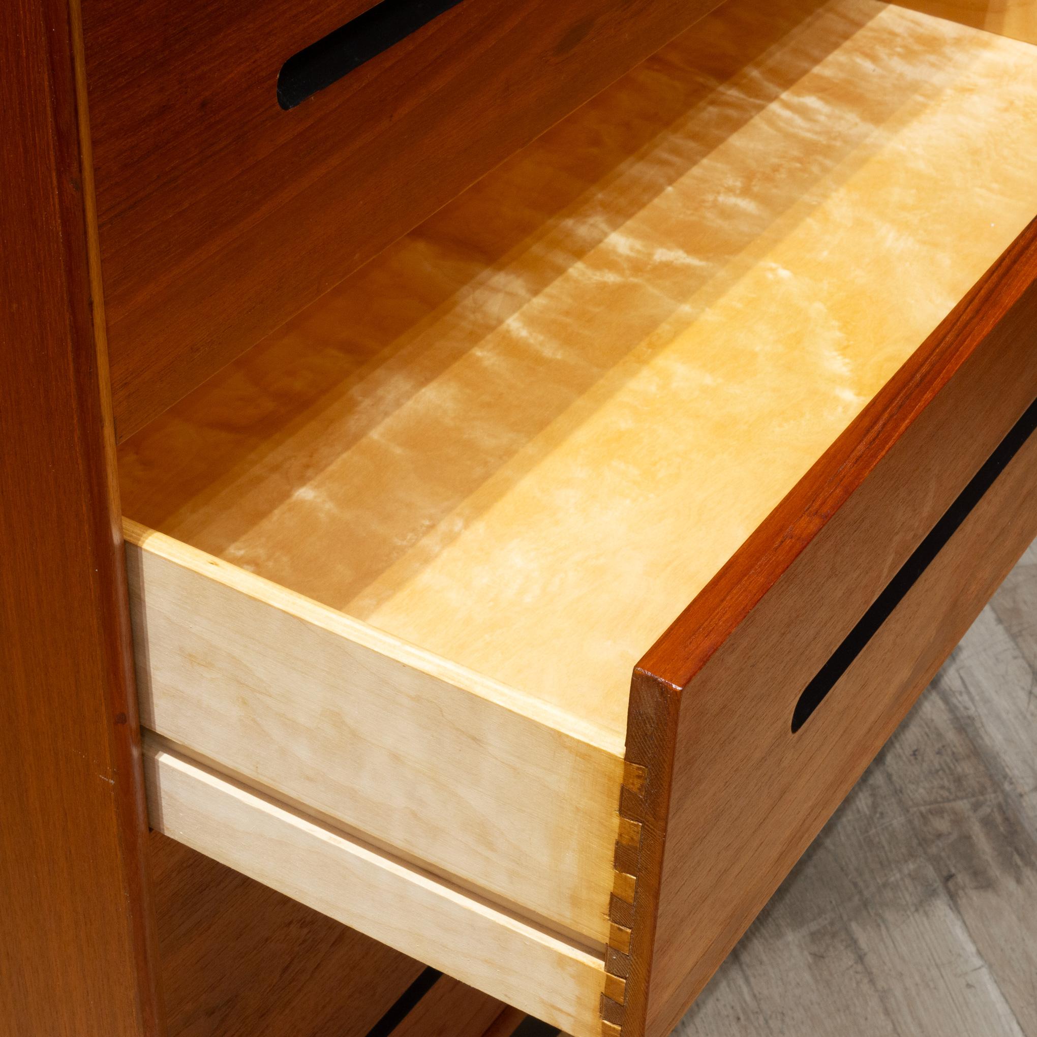 Mid-century Westnofa Teak High Boy Dresser c.1960 For Sale 2
