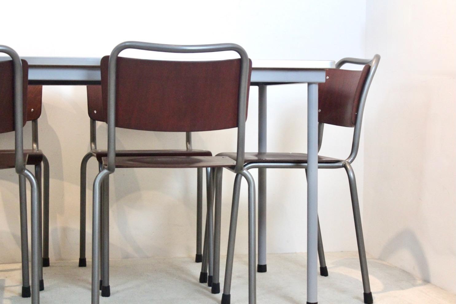 Mid-Century W.H. Gispen ‘TH Delft’ Dining Set — Table and Six Chairs, 1950s im Angebot 4