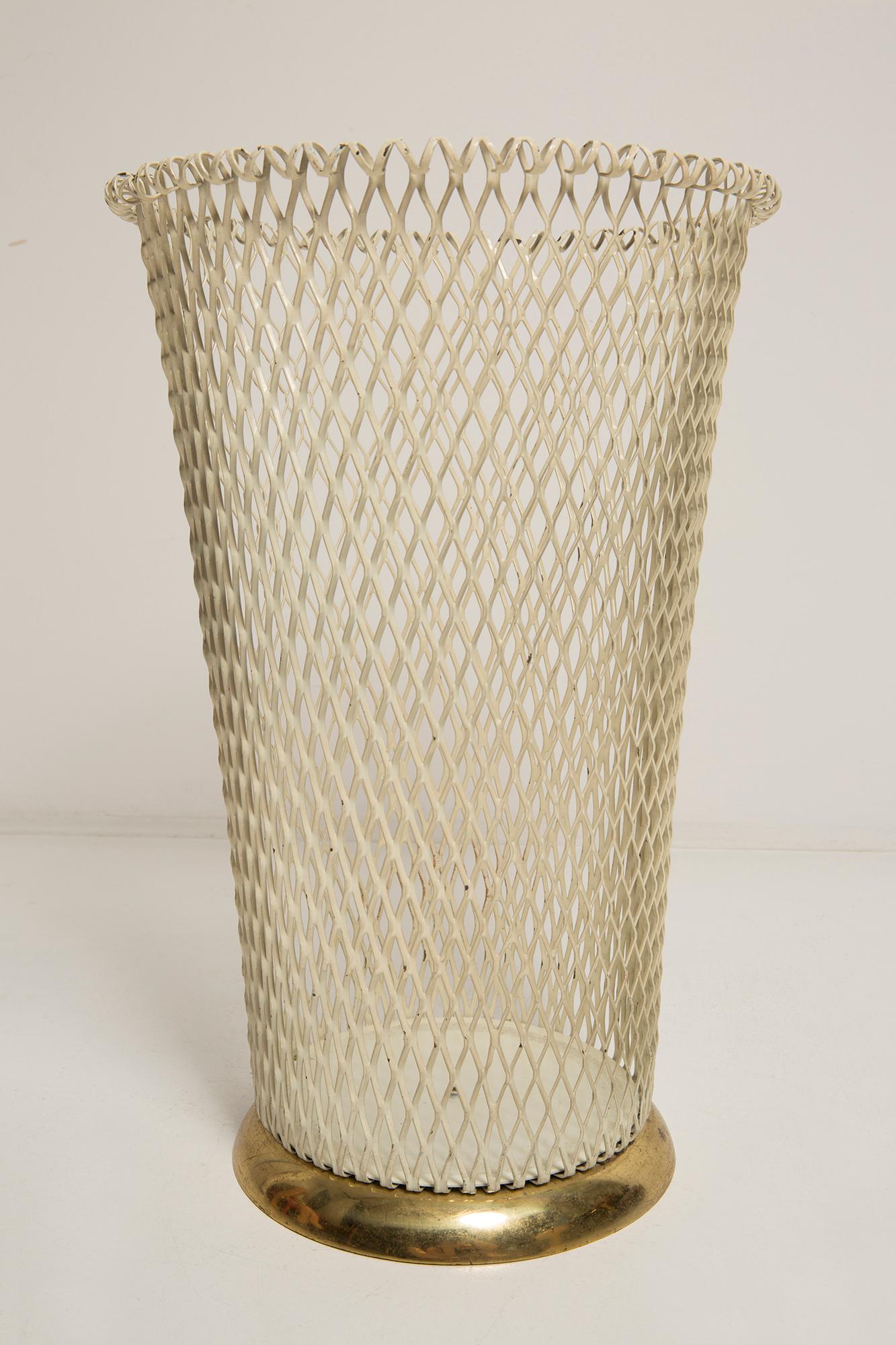 Mid Century White and Gold Umbrella Stand, Boho Style, Italy, 1960s For Sale 1