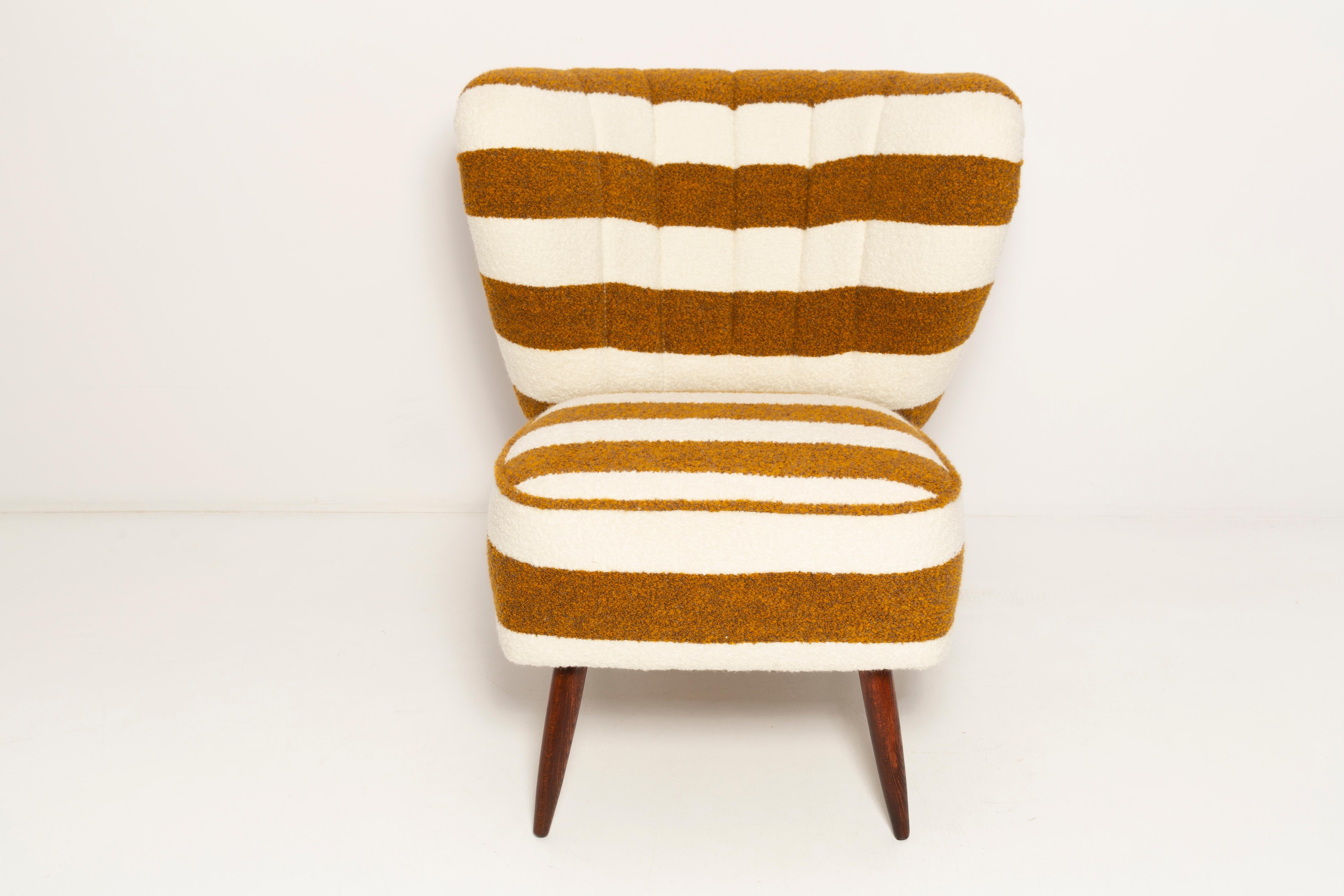 Mid Century White and Mustard Boucle Club Armchair, Europe, 1960s For Sale 3