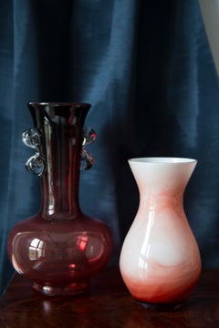 Vase artistique du milieu du siècle, blanc et orange, fait à la main, Europe, années 1960