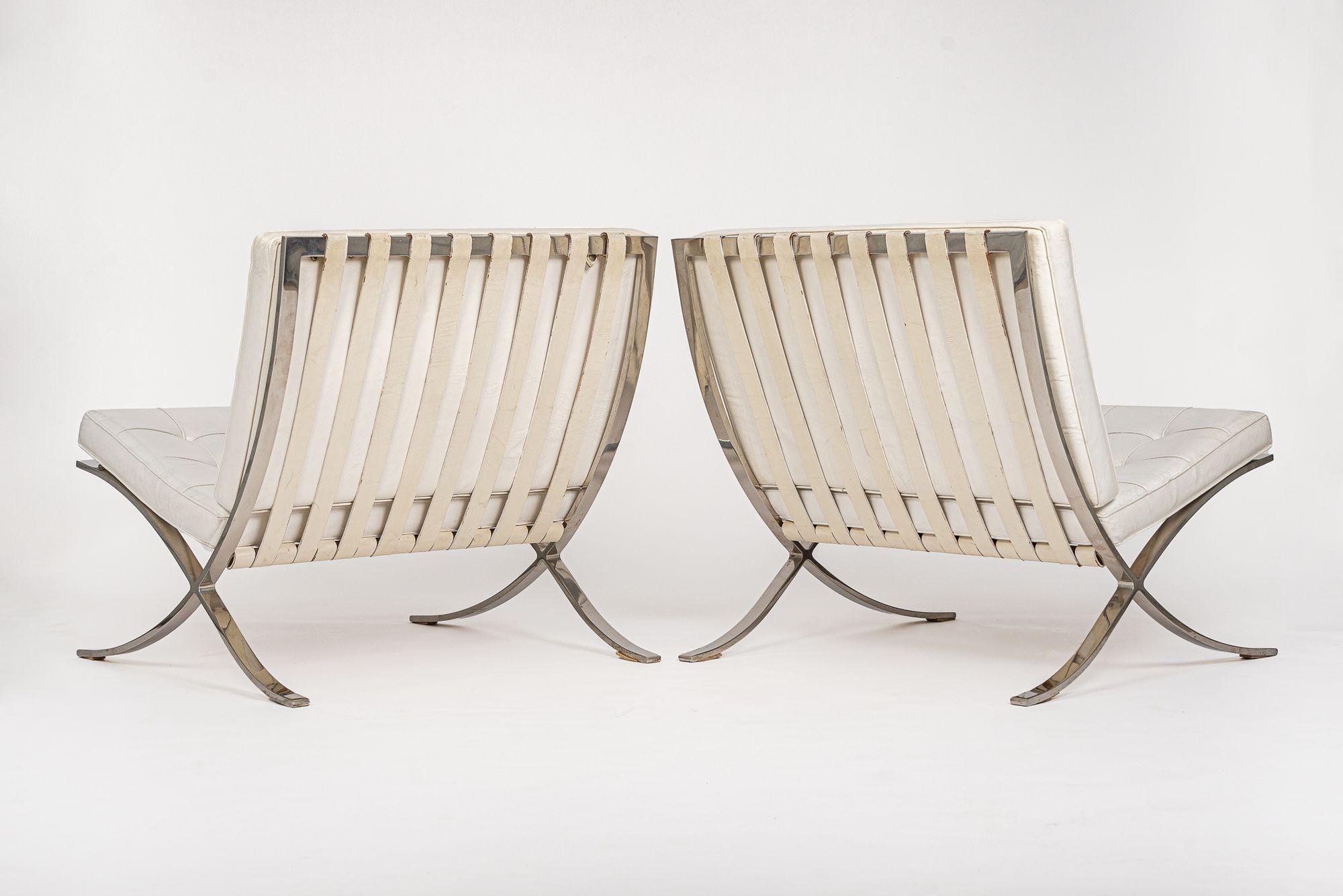 Mid Century White Barcelona Chairs by Mies van der Rohe for Knoll For Sale 8