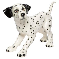 Sculpture du milieu du siècle en céramique représentant un grand chien dalmatien blanc, Goebel, Allemagne, années 1960