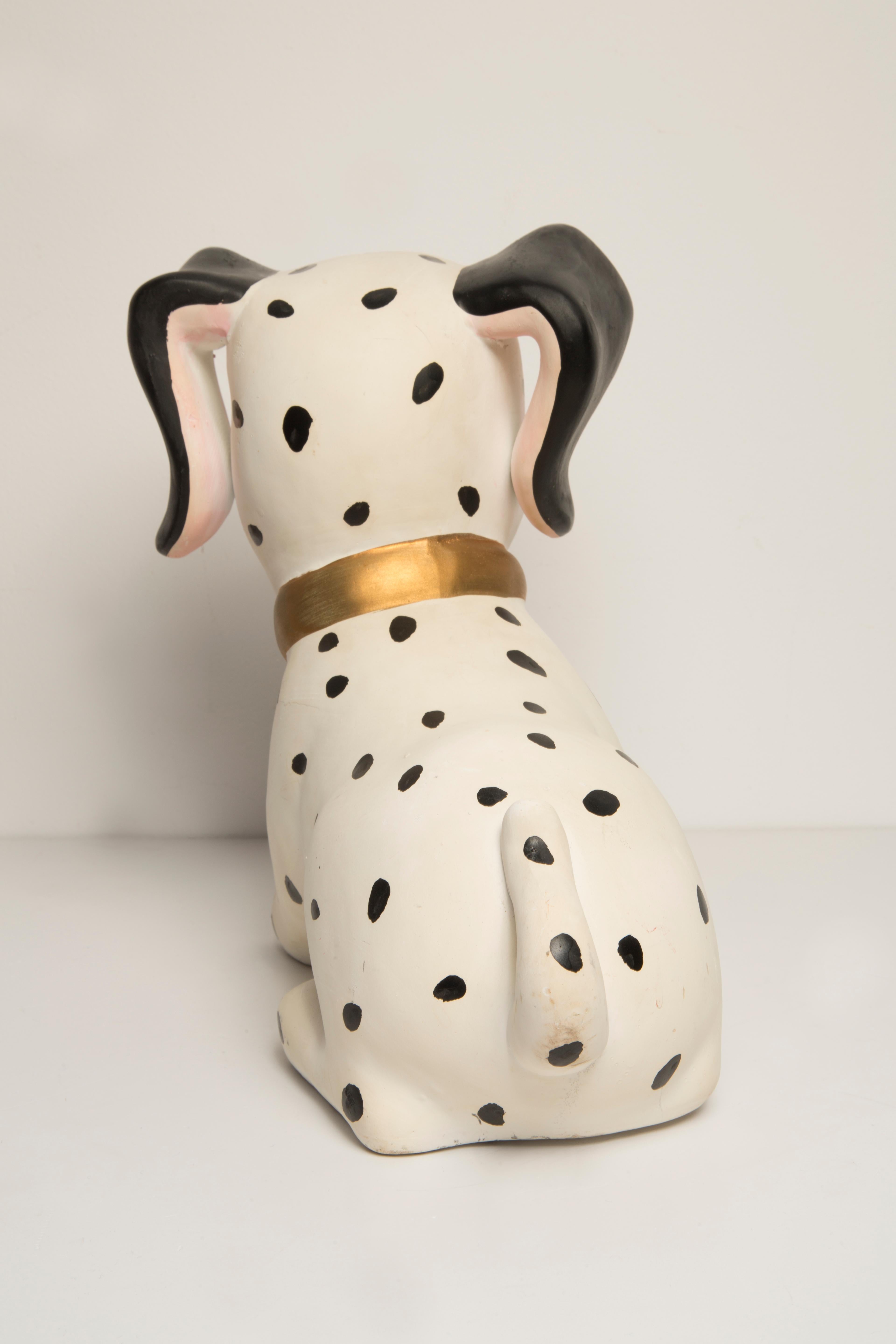 Midcentury White Big Dalmatian Dog Sculpture, Italy, 2000s In Excellent Condition For Sale In 05-080 Hornowek, PL