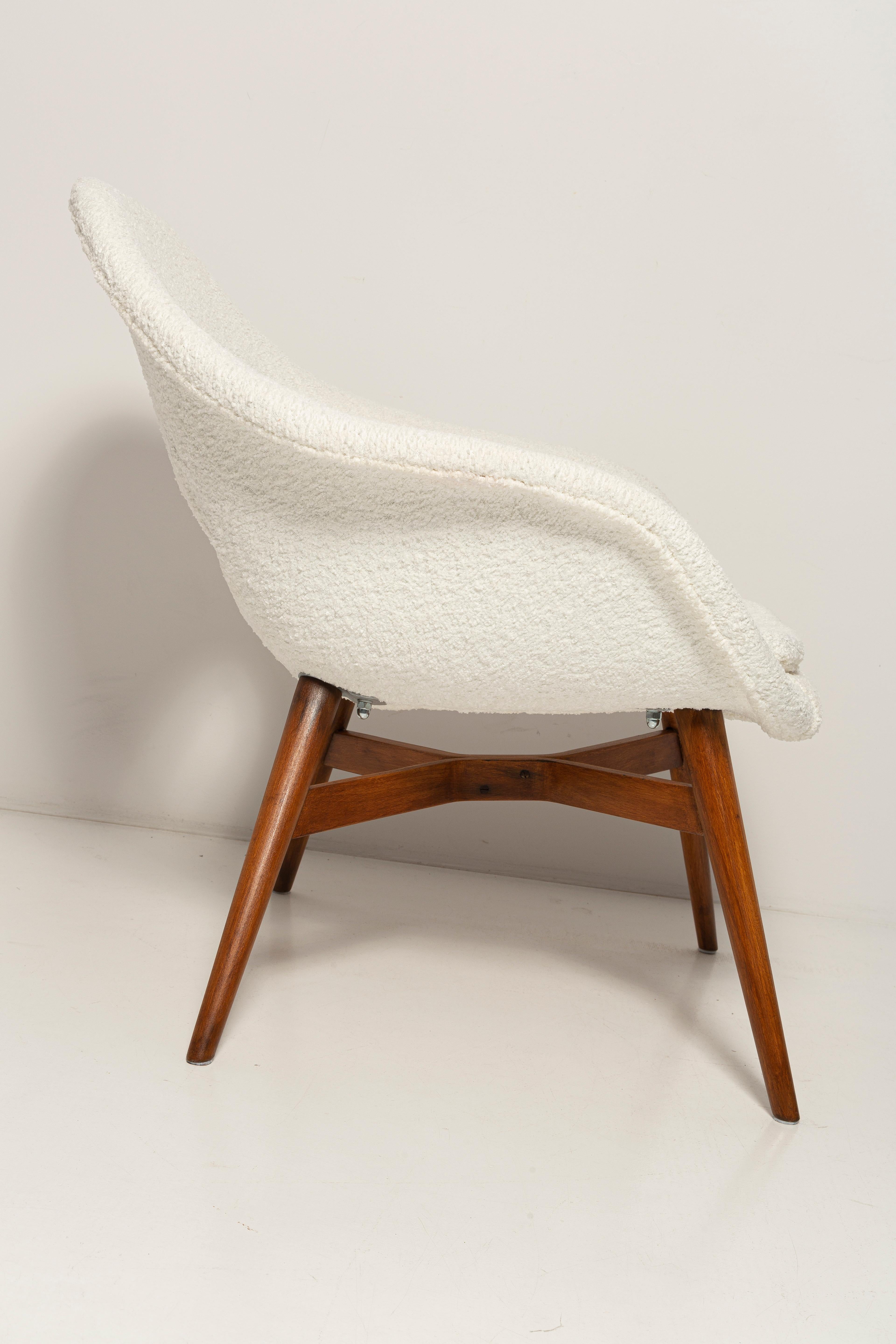 20th Century Mid-Century White Boucle Shell Chair, Miroslav Navratil, Czechoslovakia, 1960s For Sale