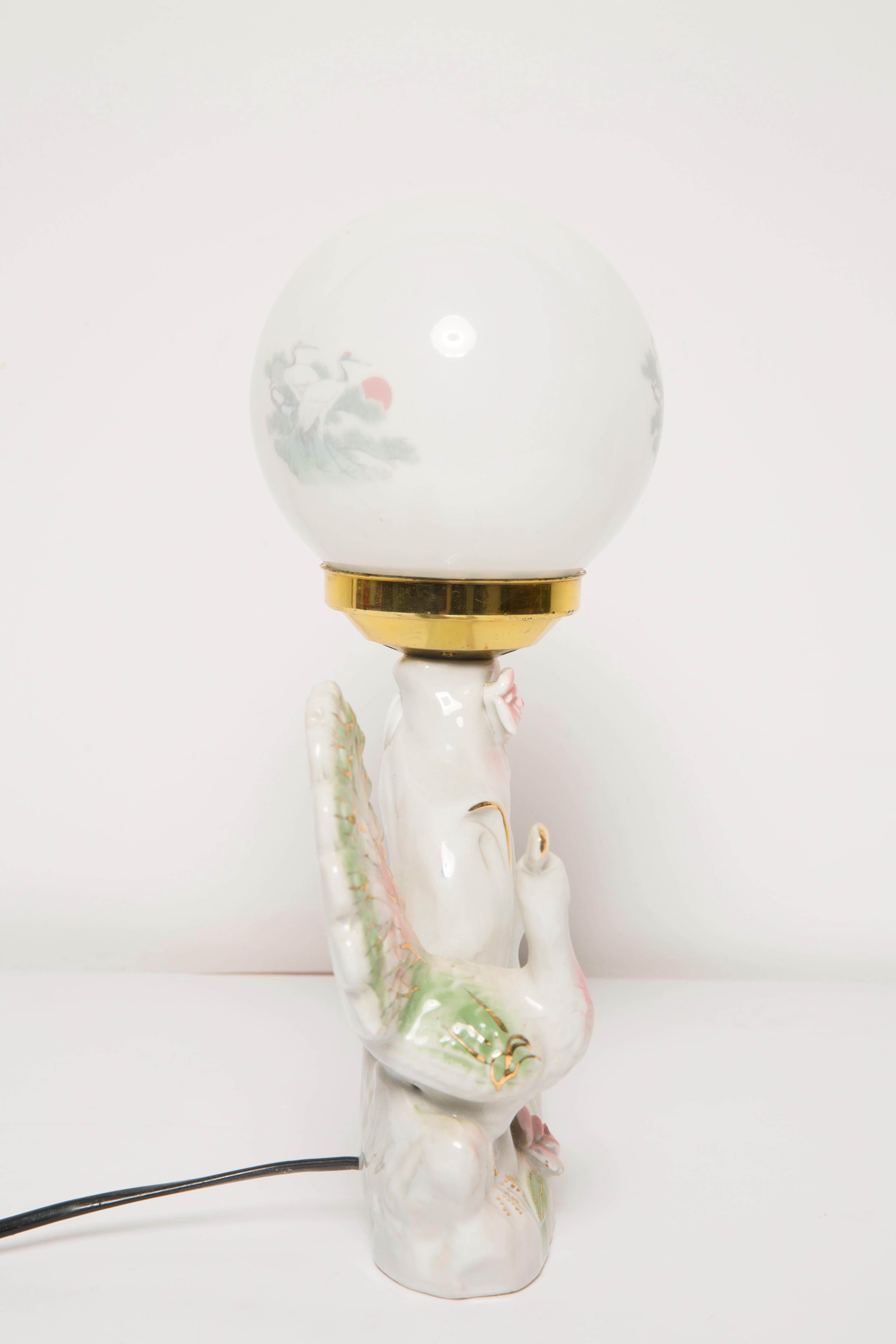 Weiße keramische Pfauenvogel-Tischlampe aus der Mitte des Jahrhunderts, Europa, 1960er Jahre im Angebot 5