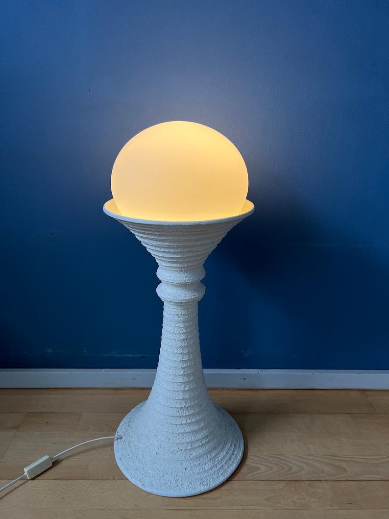 Mid Century White Ceramic  Space Age Floor Lamp by Doria Leuchten, 1970s In Excellent Condition For Sale In ROTTERDAM, ZH