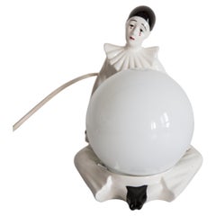 Lampada da tavolo in ceramica bianca del Mid Century, Europa, anni '60