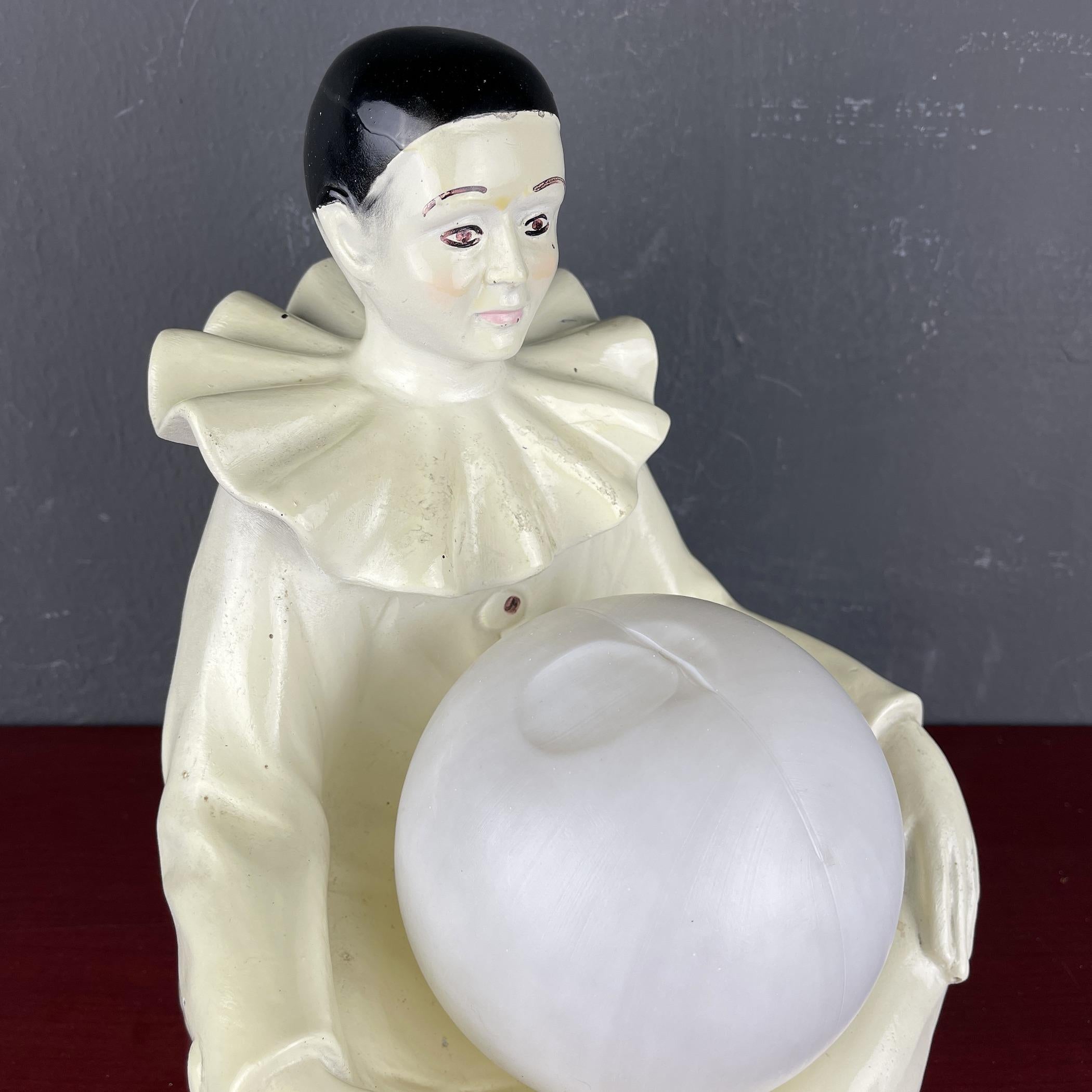 Mid-century white ceramic table lamp Pierrot 1960s For Sale 3