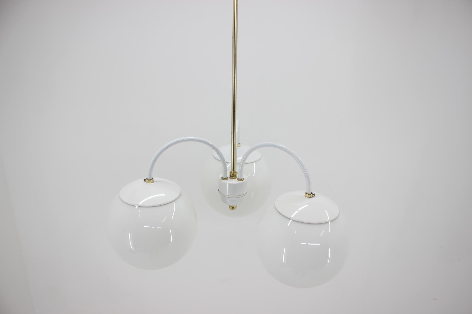 Czech Midcentury White Chandelier, Kamenický Šenov, 1970s