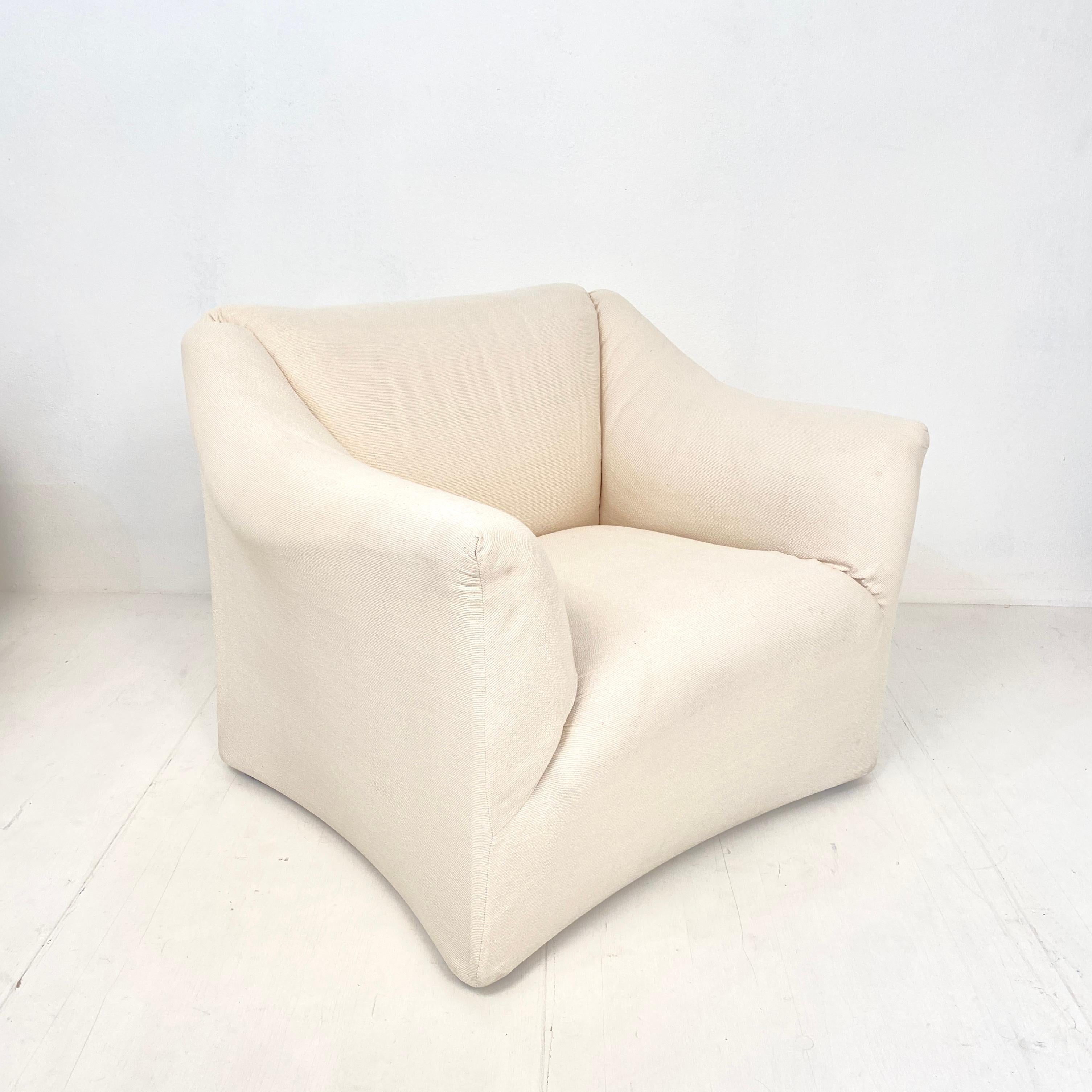 Mid Century White Club Lounge Chair by Mario Bellini Model 685 Tentazione, 1976 13