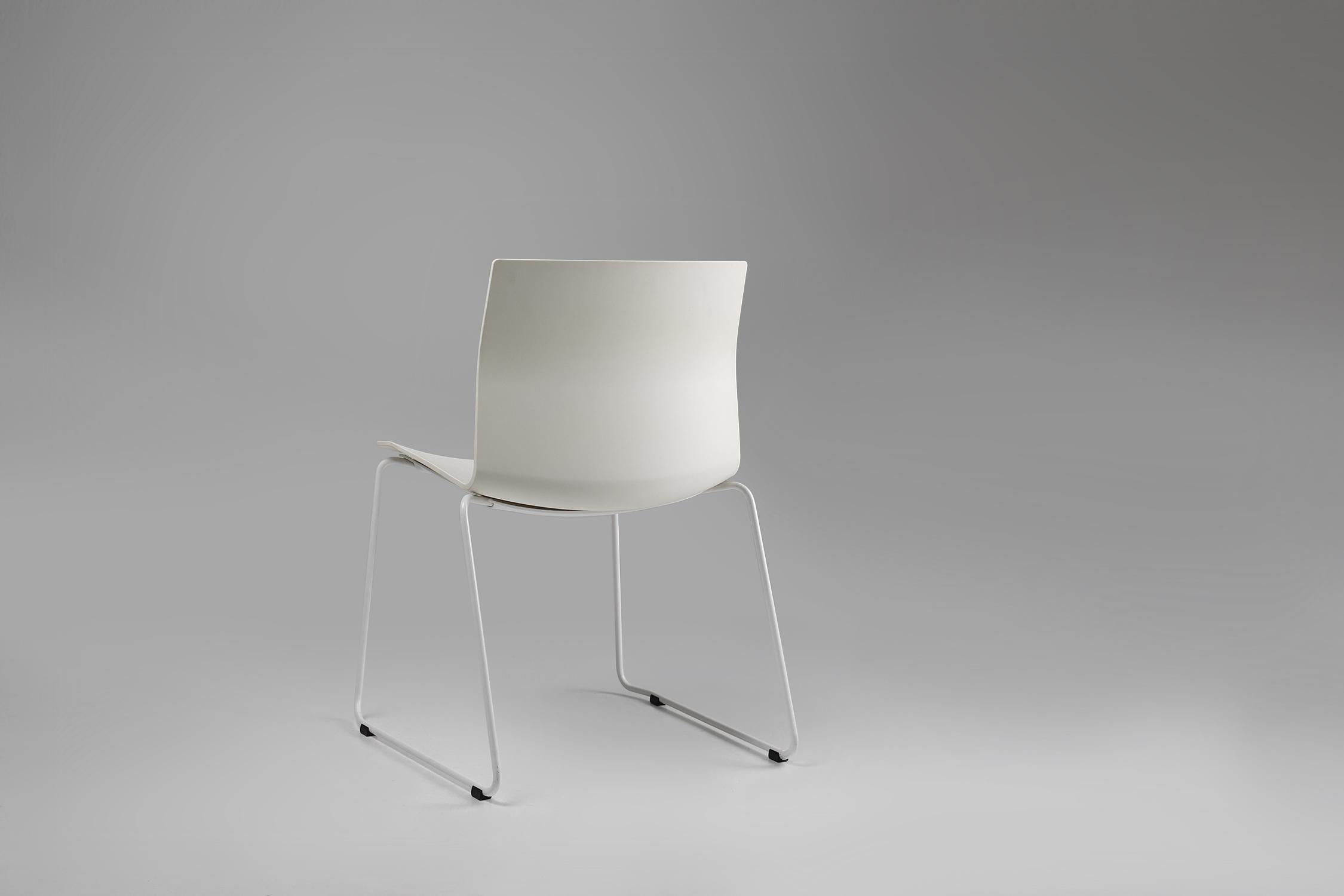 Belgian Mid-century white design chair with metal frame and plastic seat, Belgium For Sale