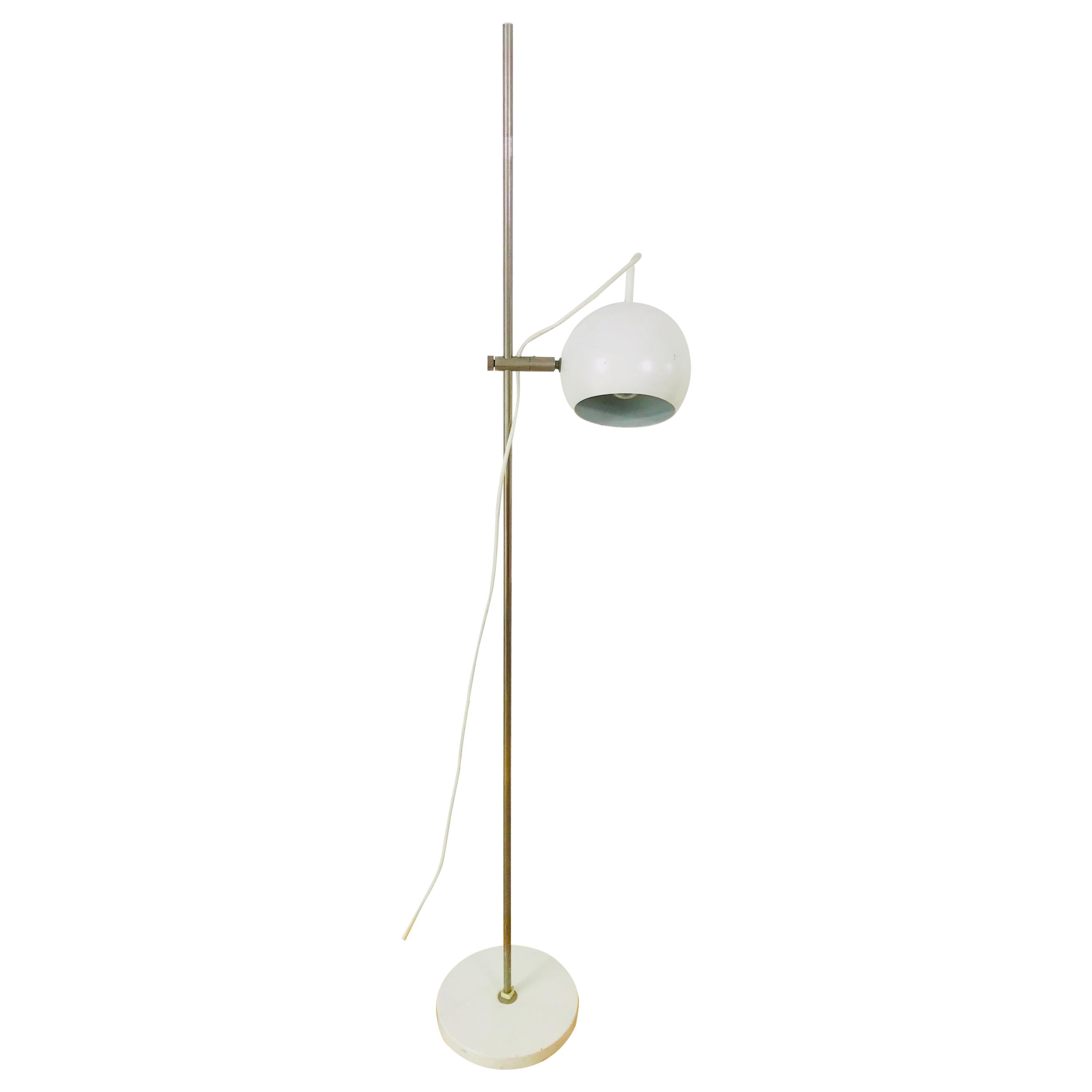 Midcentury White Floor Lamp in the Style of Joe Colombo, 1960s For Sale