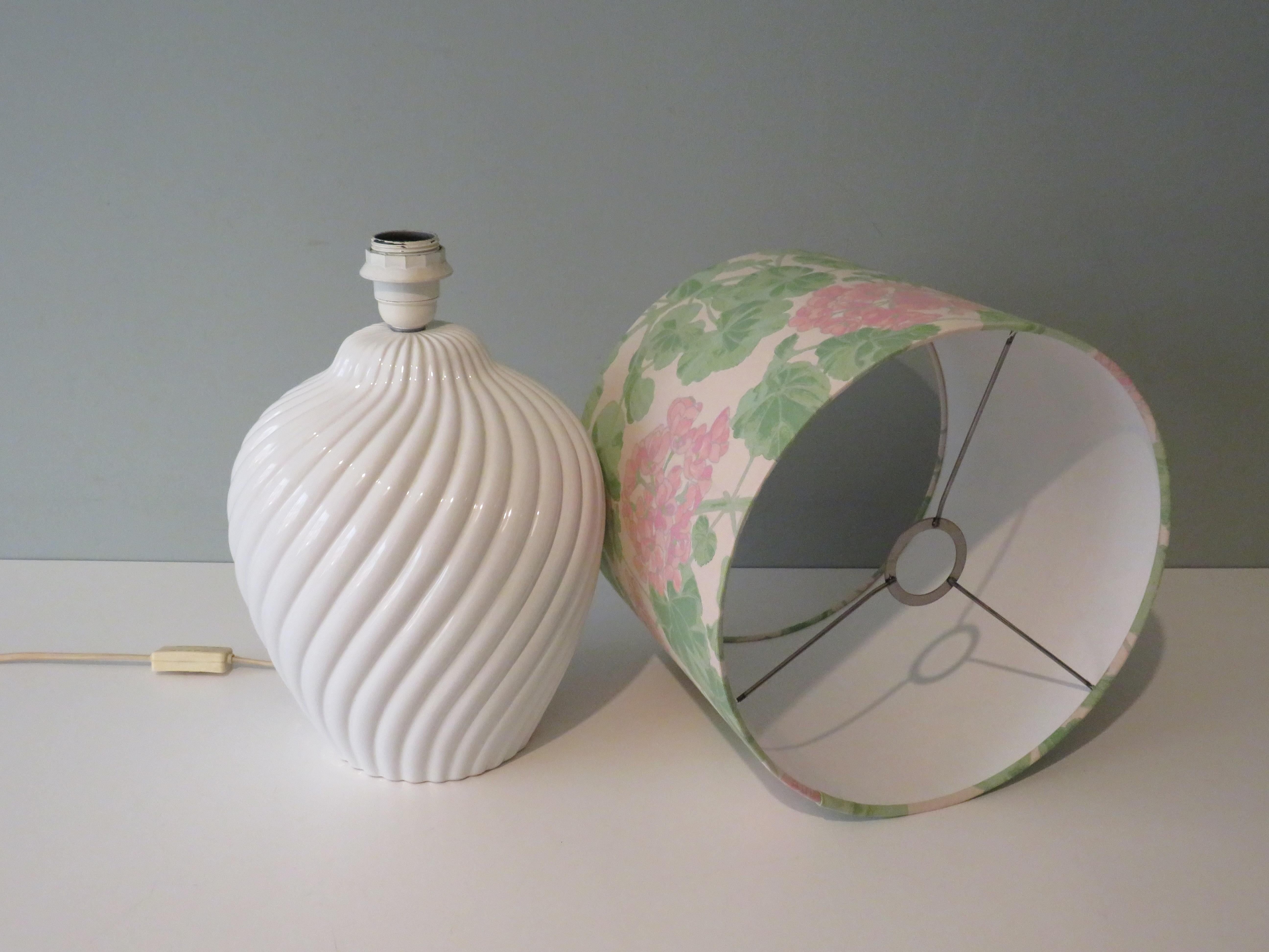 Midcentury White, Glazed and Twisted Ceramic Table Lamp with Custom Lampshade For Sale 6