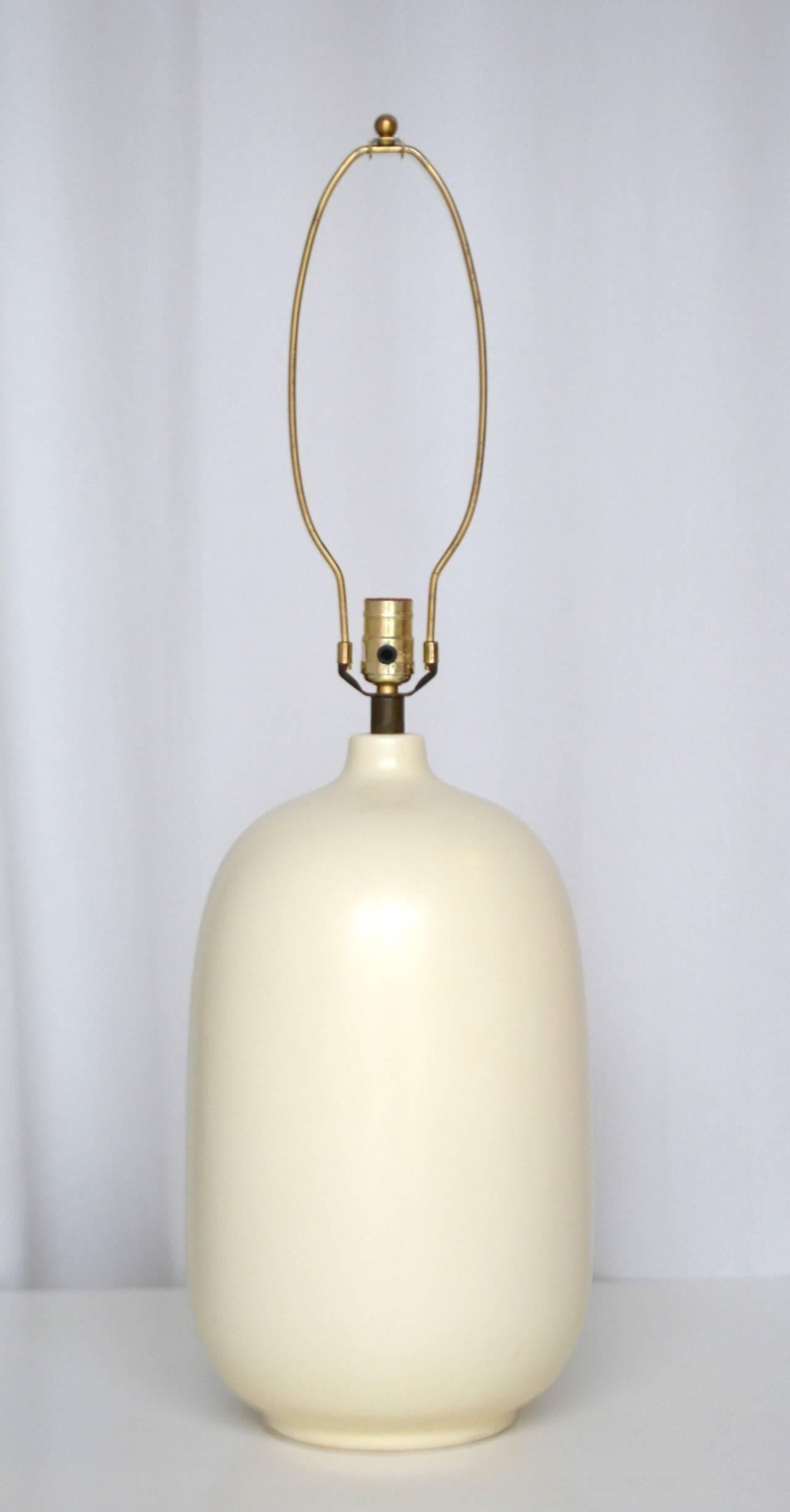 Mid-Century Modern Midcentury White Glazed Ovoid Form Table Lamp For Sale