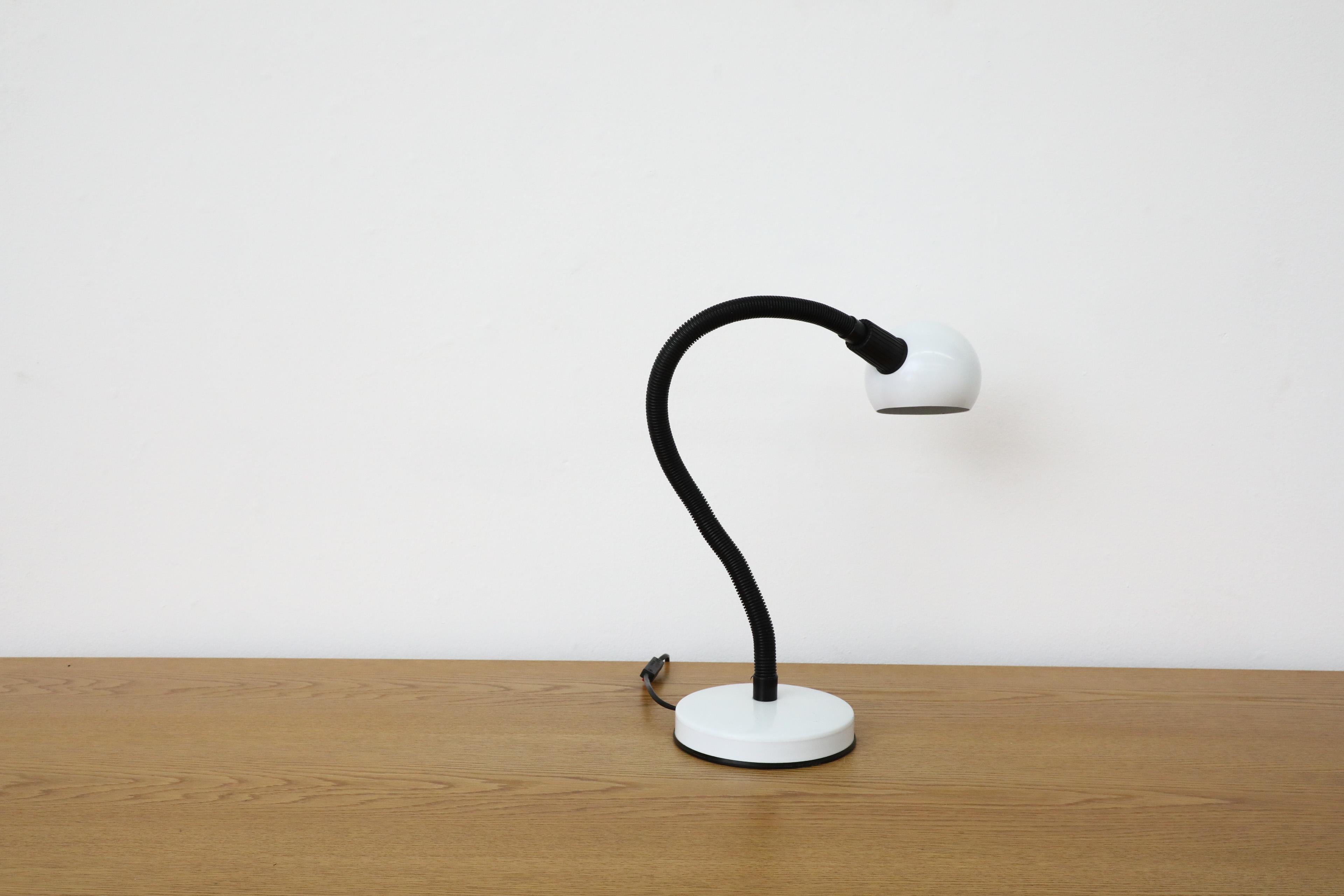 20th Century Mid-Century White Gooseneck Globe Desk Lamp with Posable Black Stem For Sale