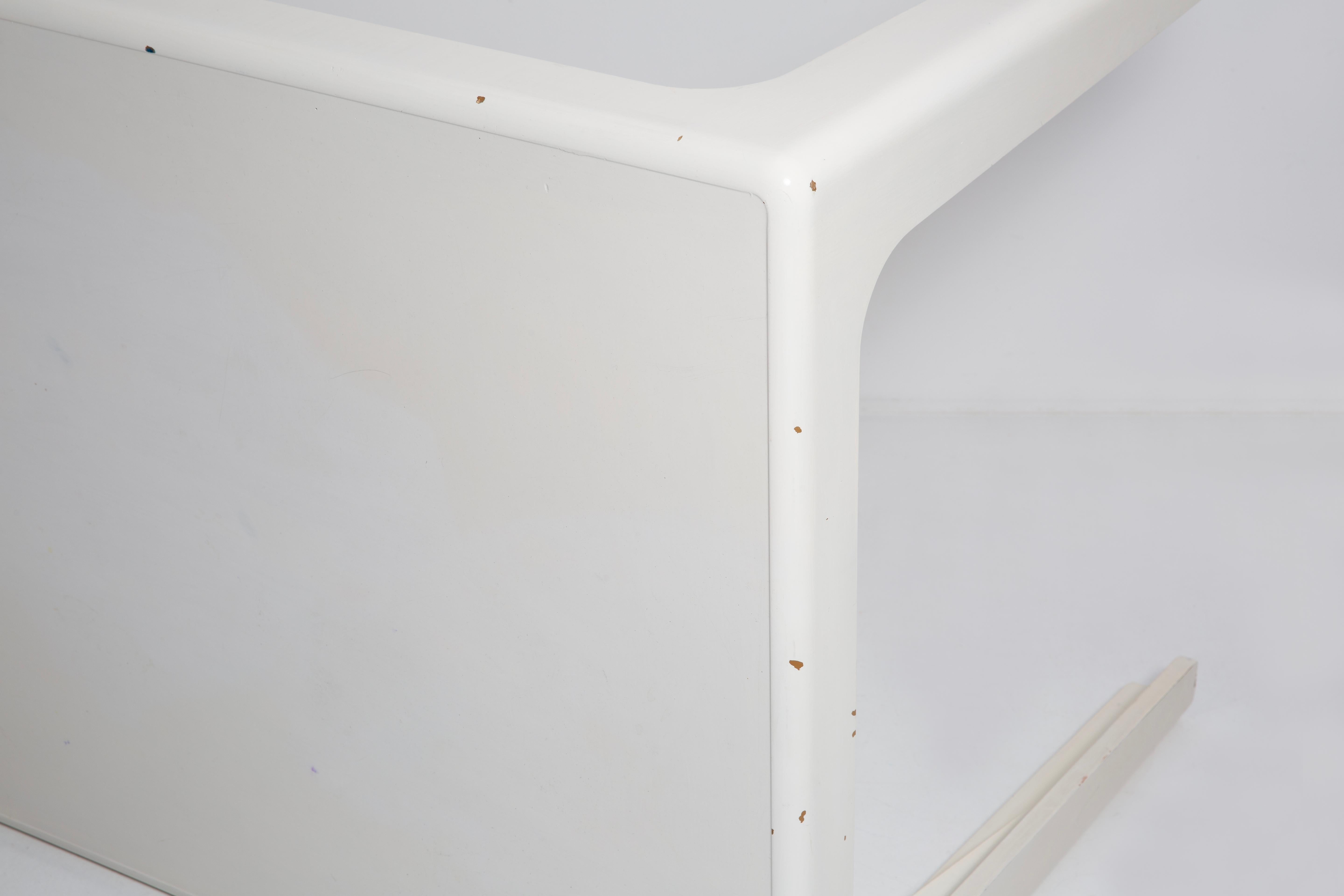 Mid Century White Kangaroo Dining Table, by Ernst Moeckl, Germany, 1968 For Sale 7
