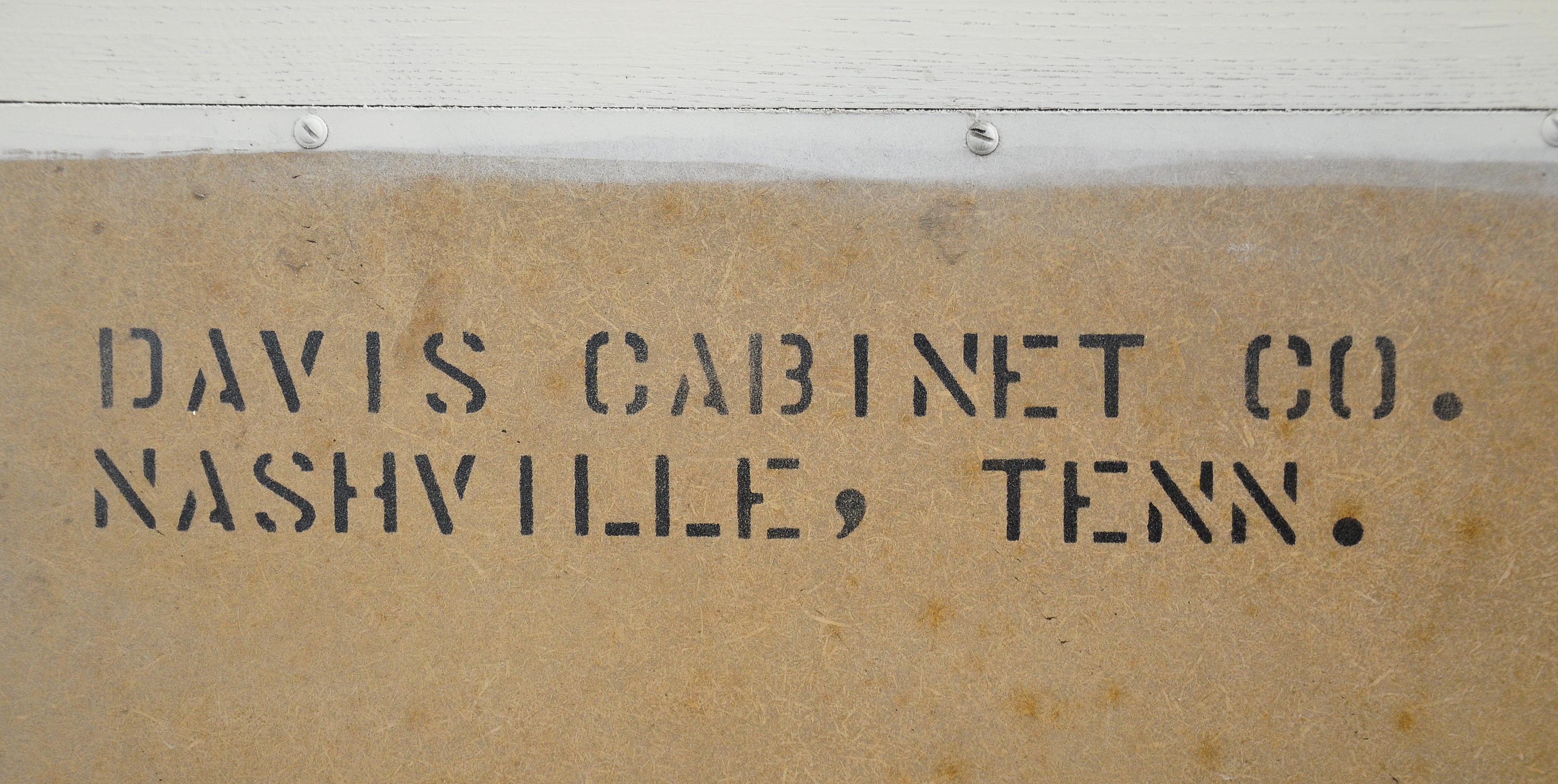 Mid-Century White Lacquer, Brass and Shagreen Dresser, Circa 1960 8