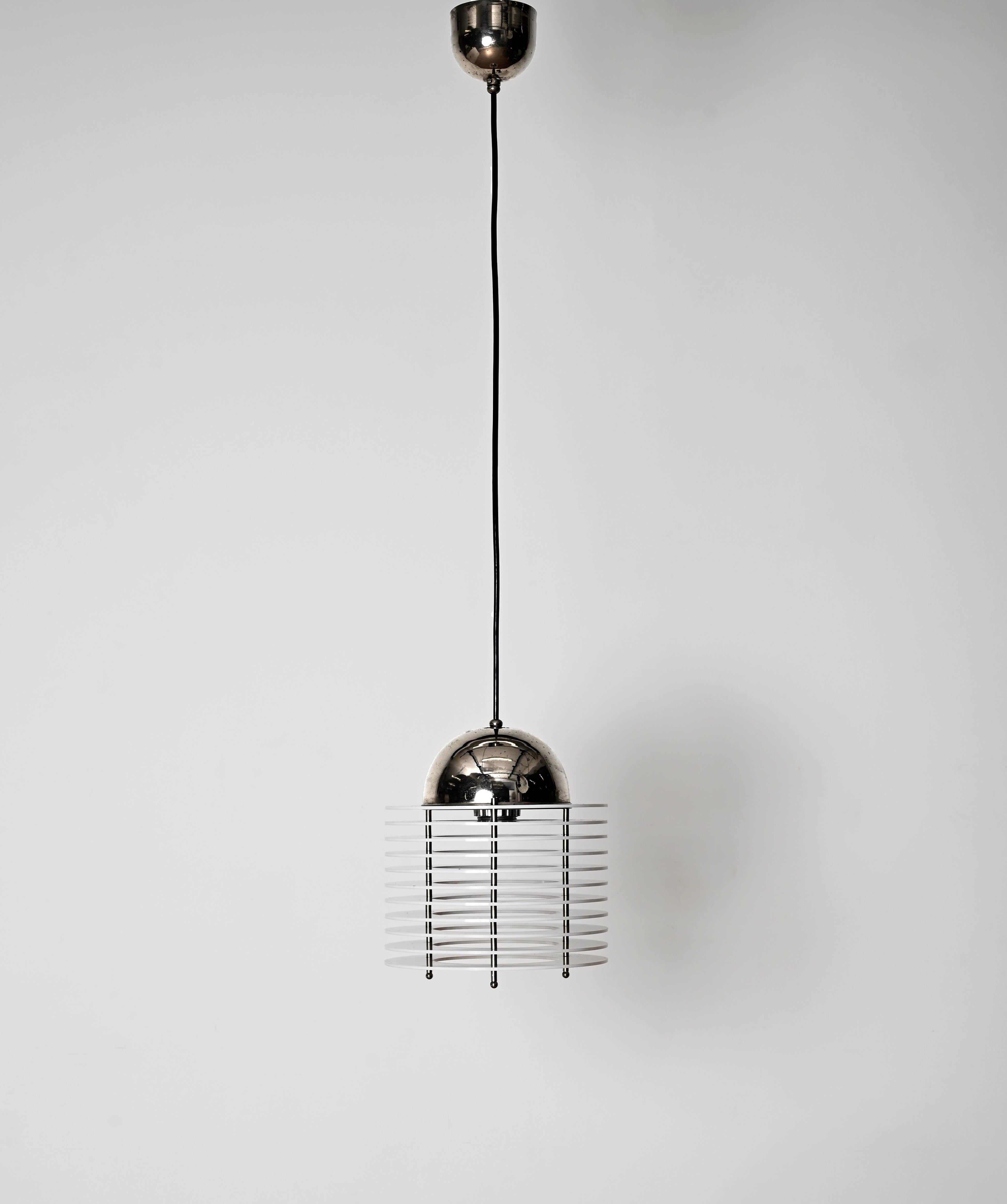 20th Century Mid-Century White Lucite and Chrome Italian Pendant Light, Space Age Italy 1970s For Sale
