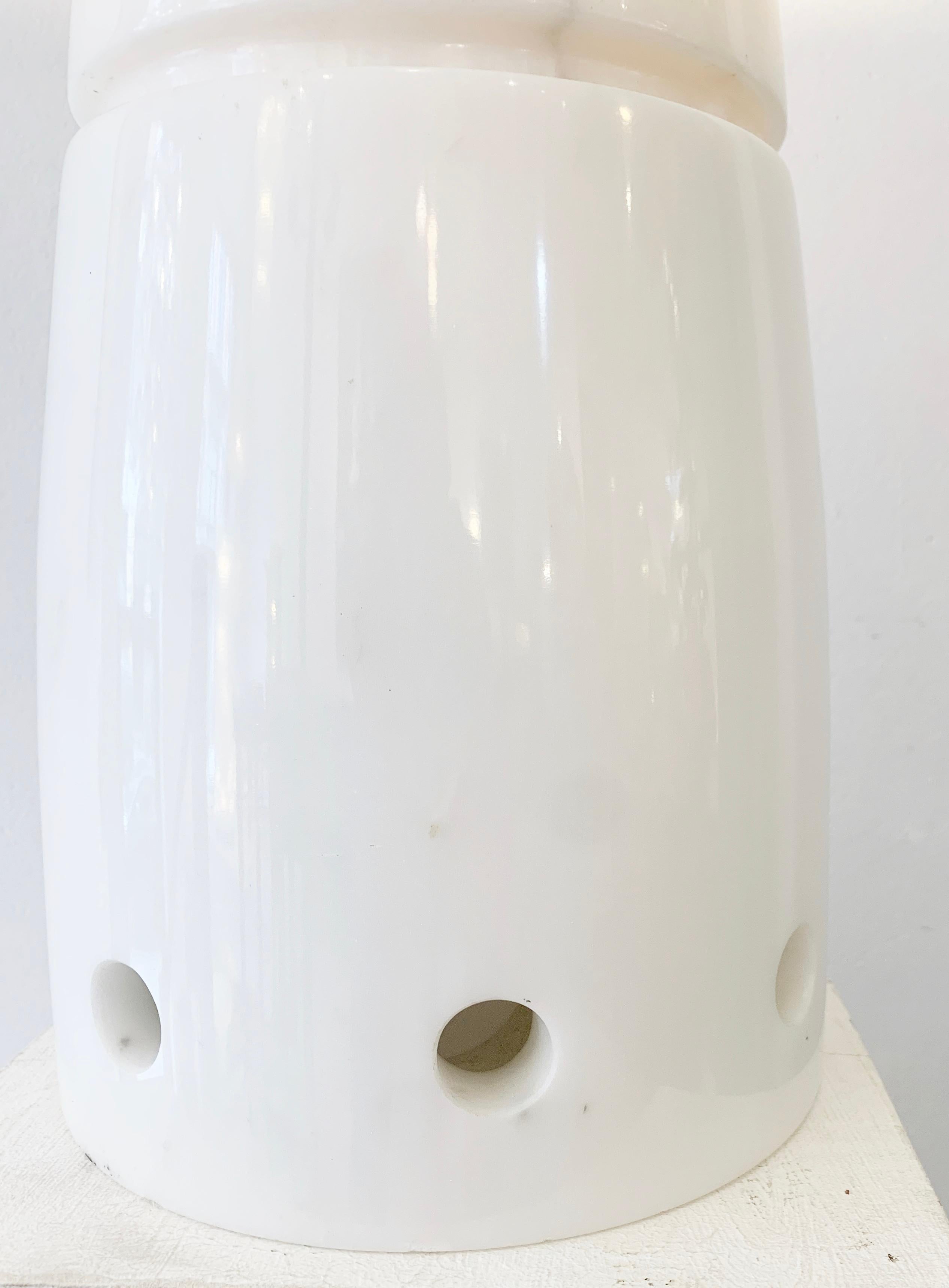 Marble Mid-century white marble lamp - Italy 1970s For Sale