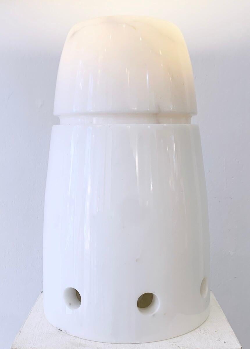 Marmo Lampada da tavolo in marmo bianco di metà secolo, Italia, anni '70 in vendita