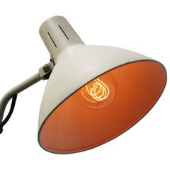 Wandlampe aus der Mitte des Jahrhunderts aus weißem Metall mit Schere aus Hala, Zeist, Holland